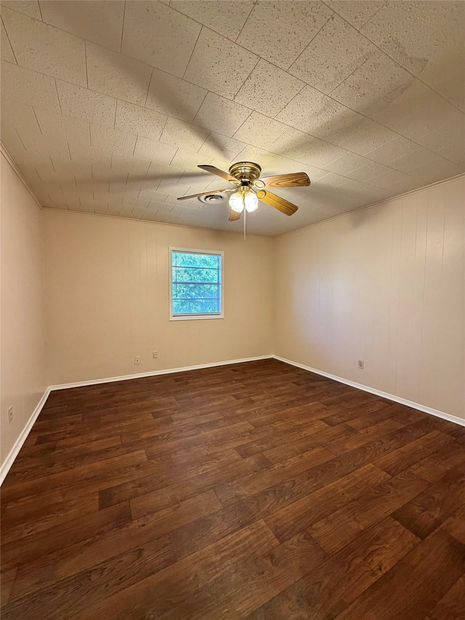 703 W 4th Street, Freeport, TX 77541 703 W 4th Street, Freeport, TX 77541