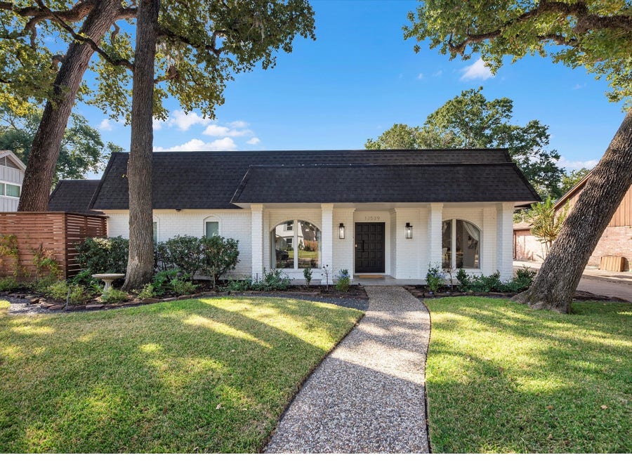 Property photo for 12539 Honeywood Trail, Houston, TX