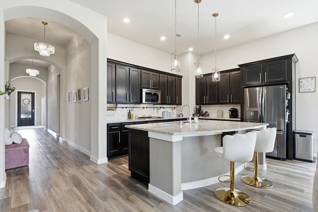 4042 Shackleton Court, Iowa Colony, TX 77583