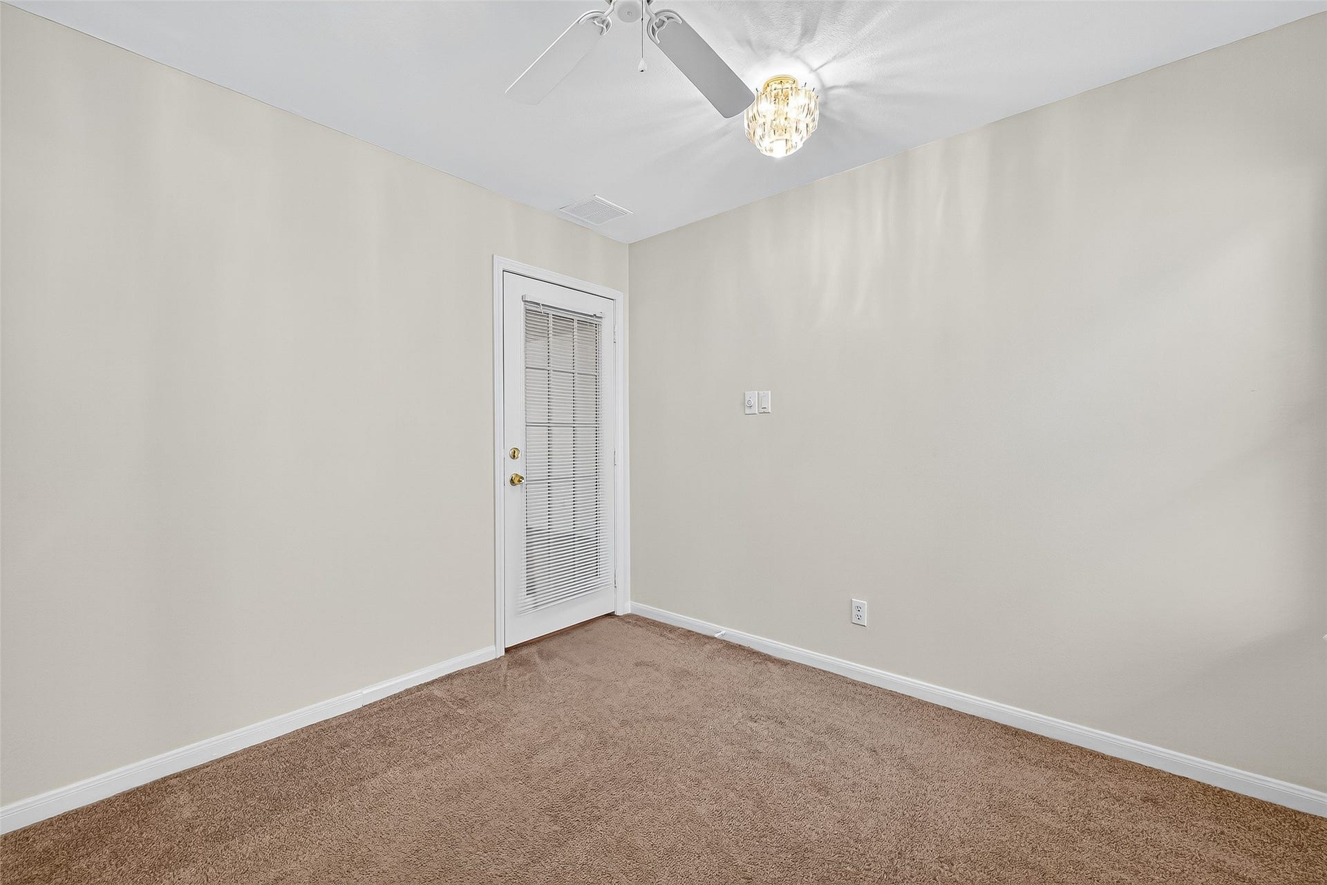 8414 Dovecott Lane, Houston, TX 77083 8414 Dovecott Lane, Houston, TX 77083