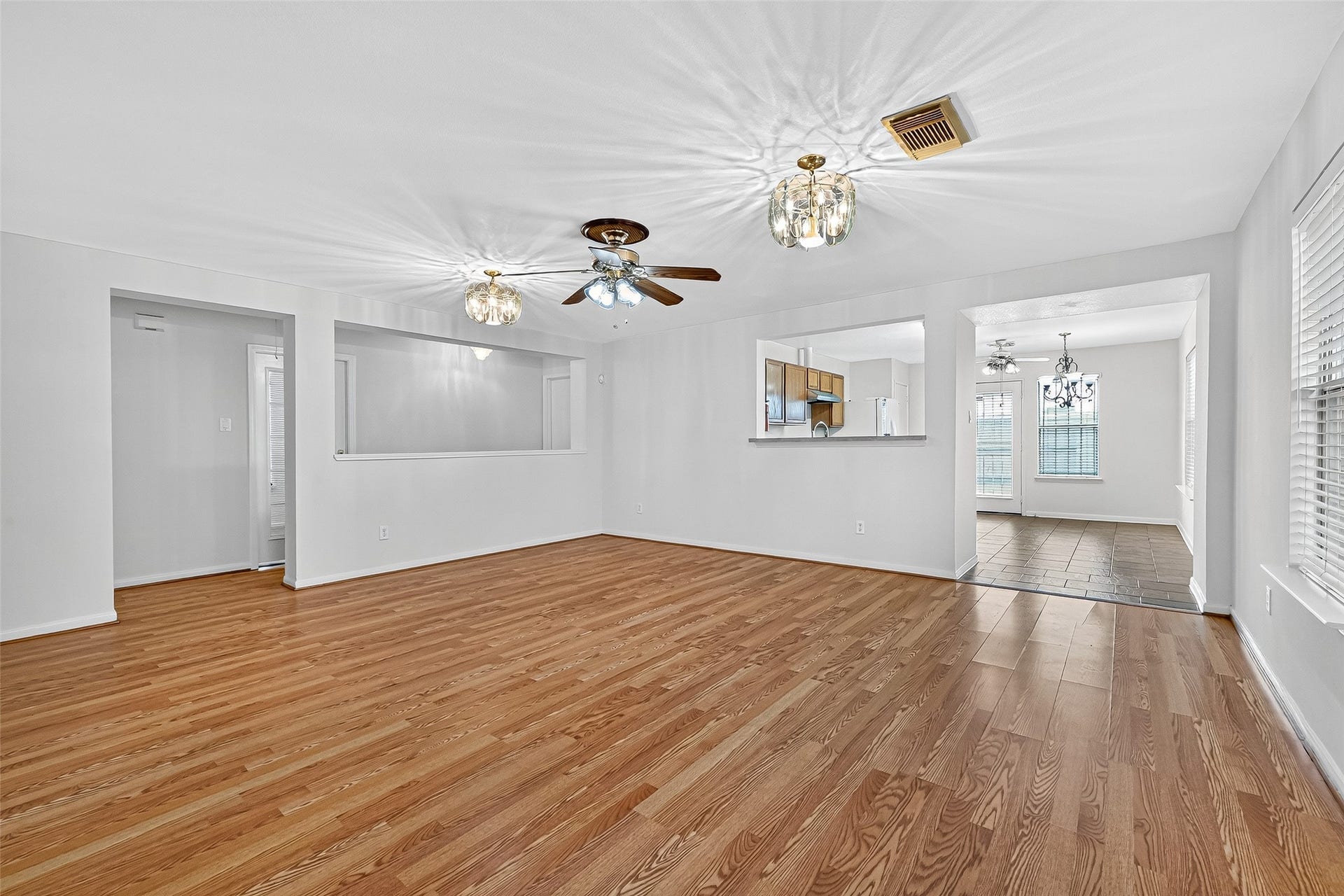 8414 Dovecott Lane, Houston, TX 77083 8414 Dovecott Lane, Houston, TX 77083