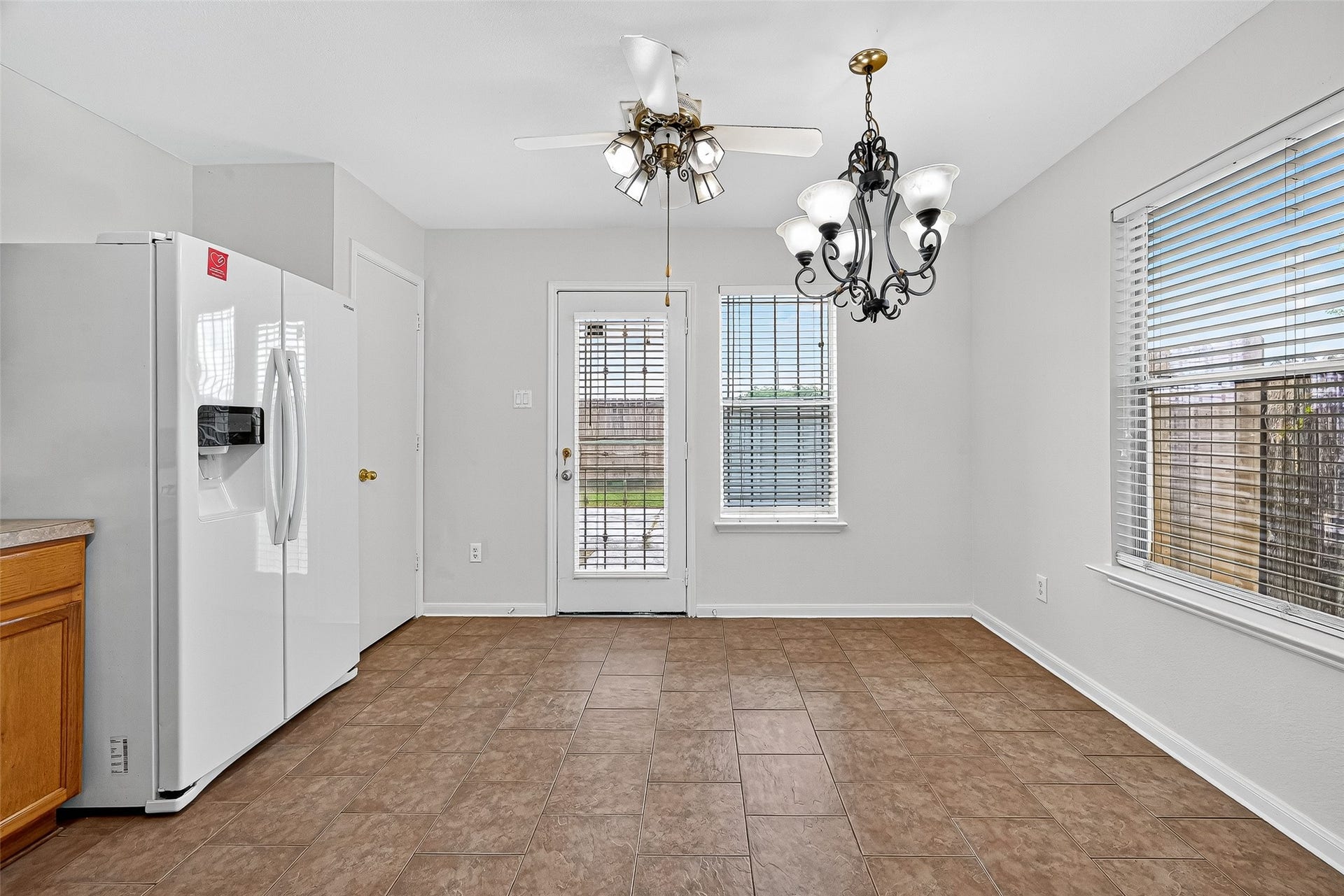 8414 Dovecott Lane, Houston, TX 77083 8414 Dovecott Lane, Houston, TX 77083