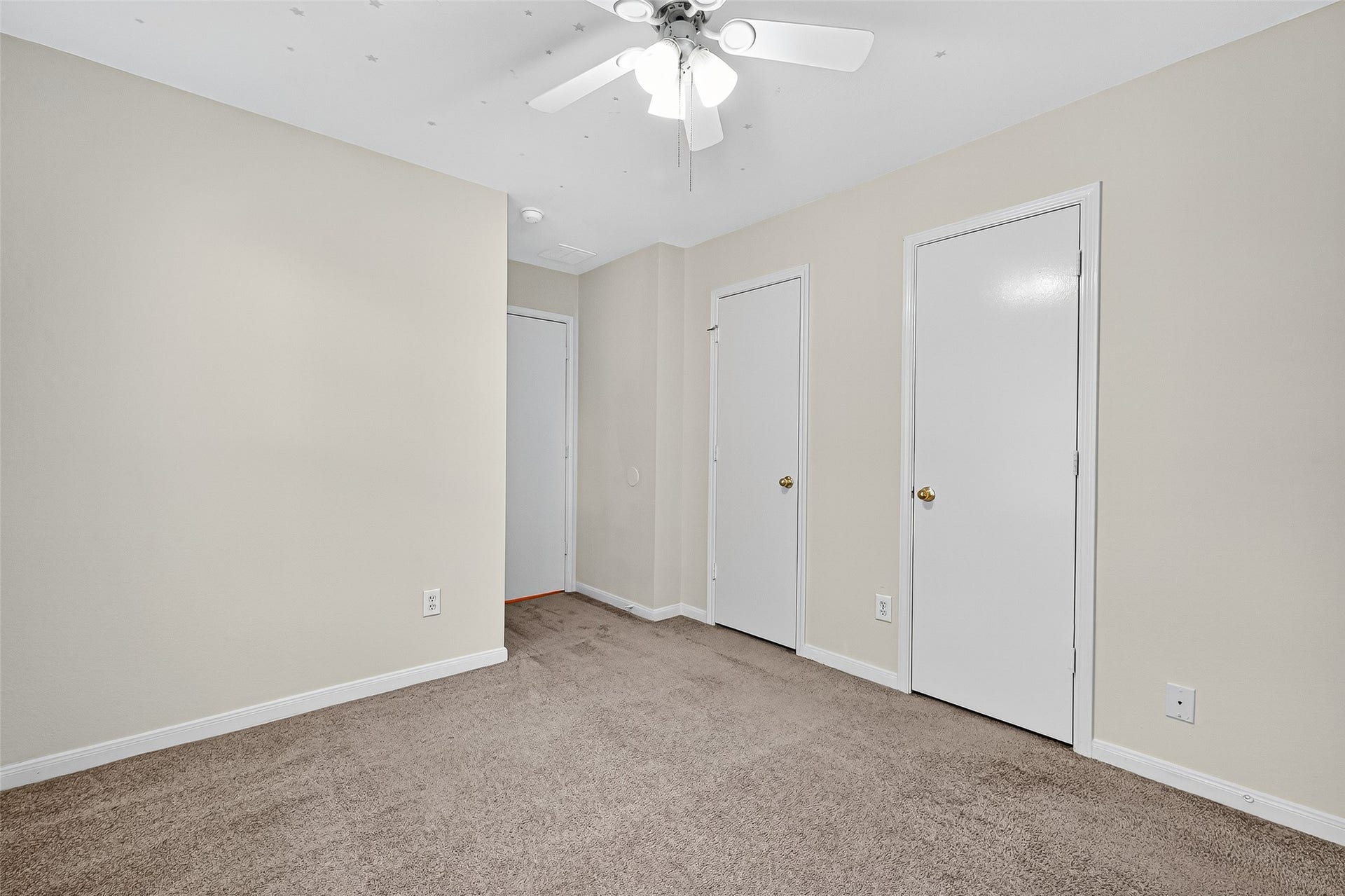 8414 Dovecott Lane, Houston, TX 77083 8414 Dovecott Lane, Houston, TX 77083