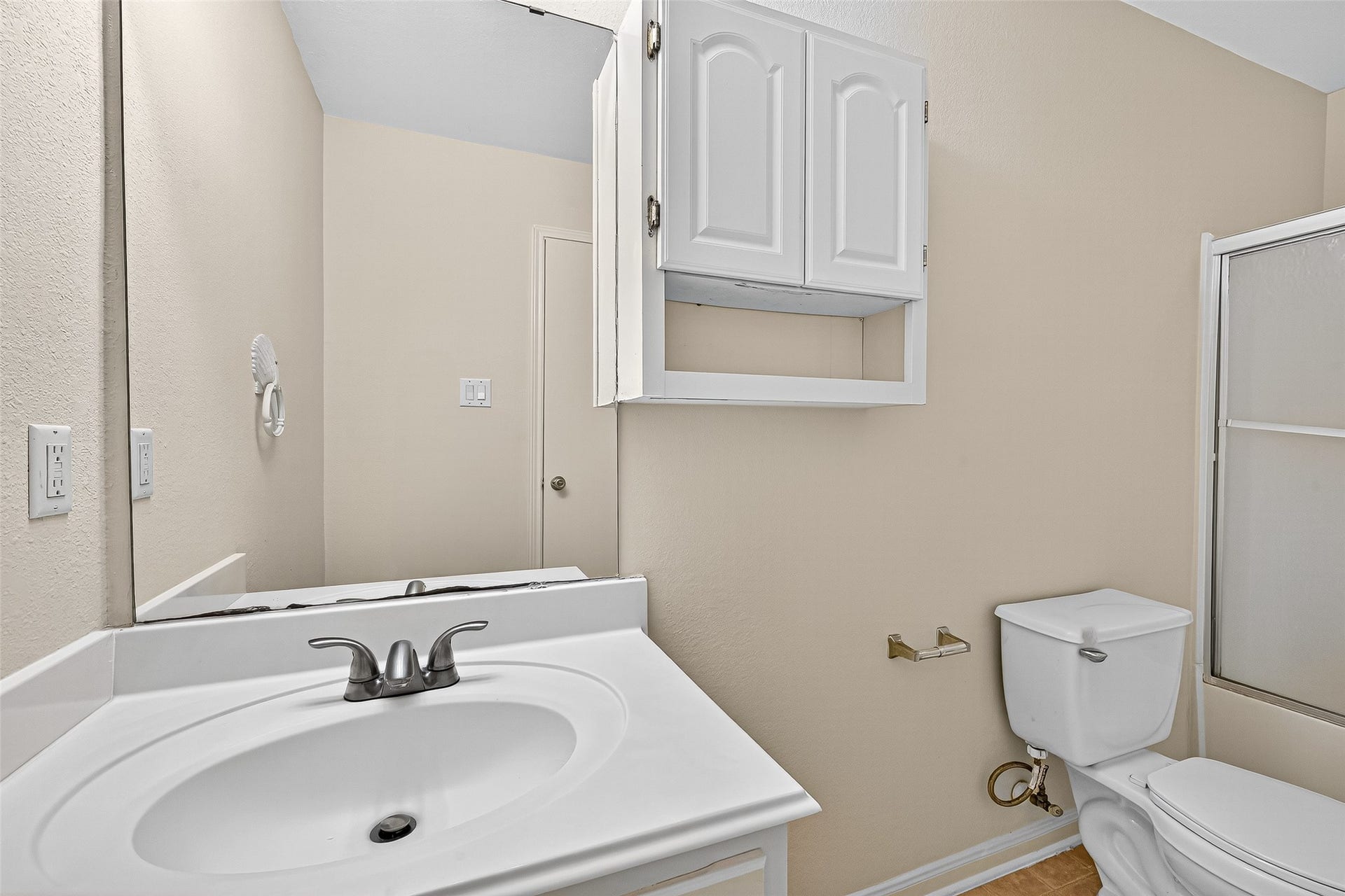 8414 Dovecott Lane, Houston, TX 77083 8414 Dovecott Lane, Houston, TX 77083