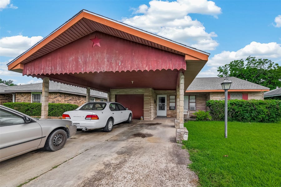 Property photo for 2507 12th Street, Galena Park, TX