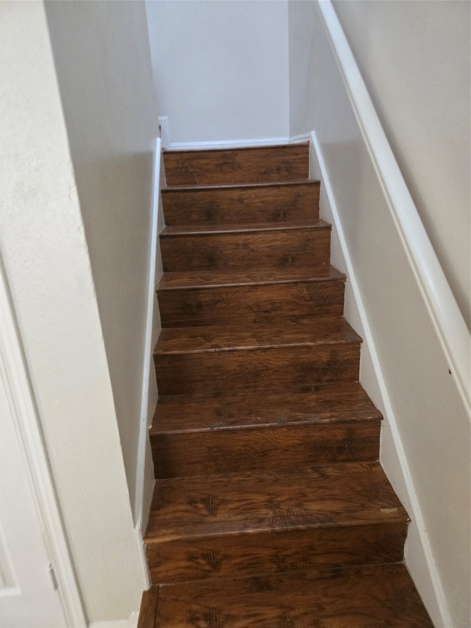 8299 Cambridge Street, #603, Houston, TX 77054 Stairwell up to Bedroom/Bathroom