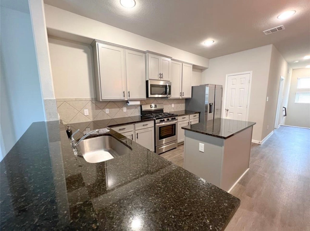 3544 Terreno Vista Boulevard, Pasadena, TX 77504 3544 Terreno Vista Boulevard, Pasadena, TX 77504