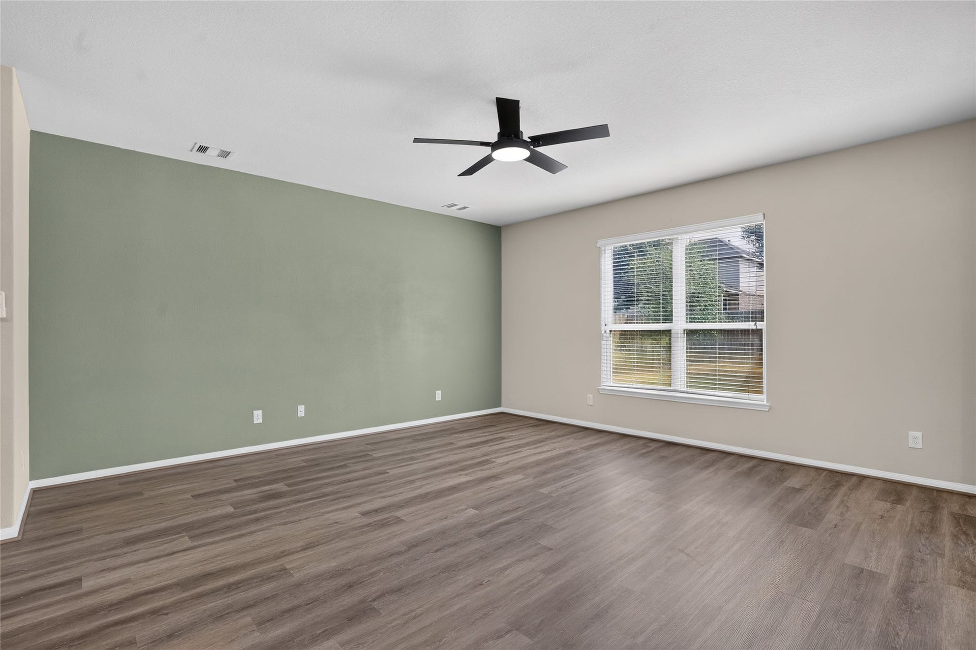 7611 Dragon Pearls Lane, Conroe, TX 77304 7611 Dragon Pearls Lane, Conroe, TX 77304