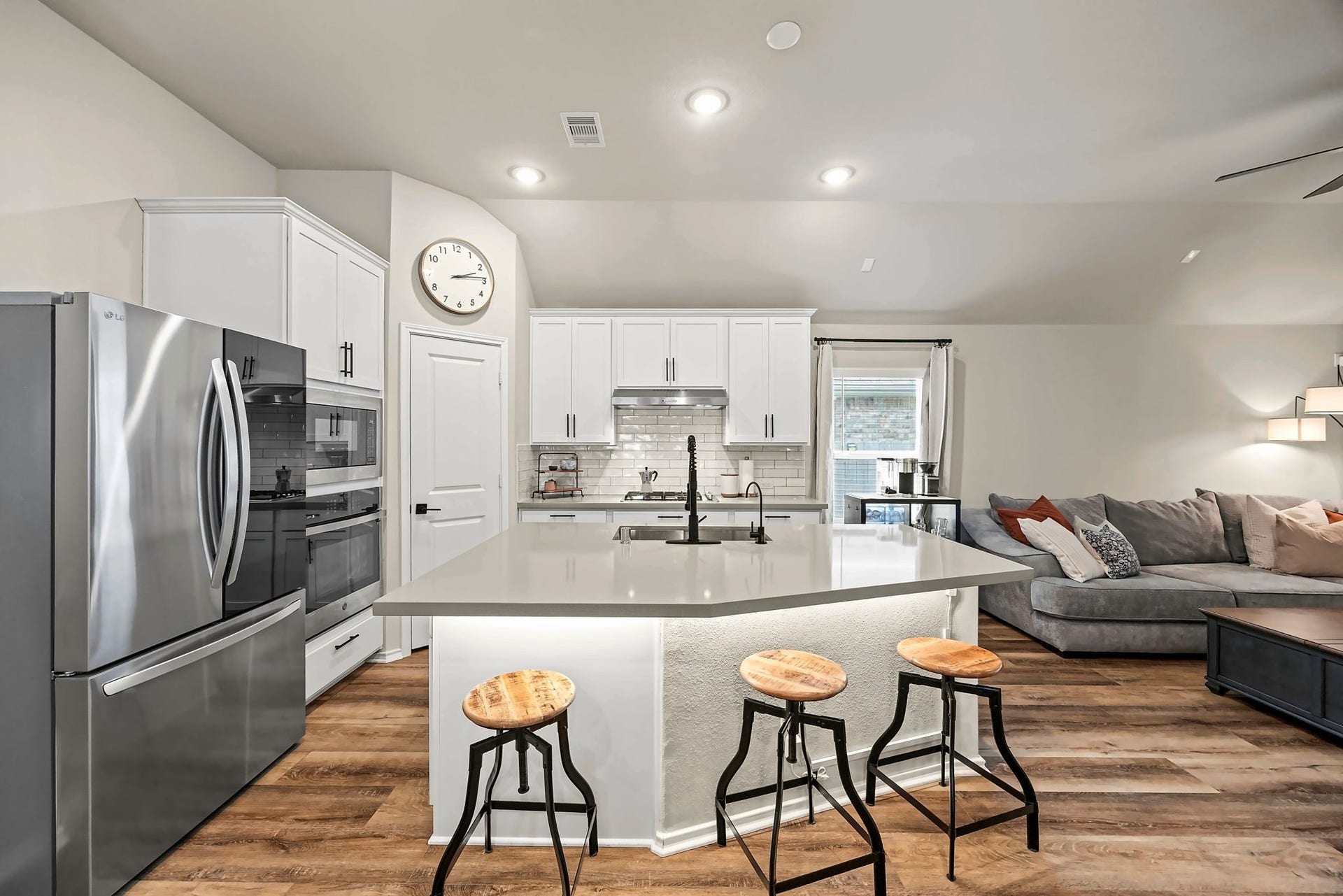2613 Prairie Star Lane, Conroe, TX 77385 2613 Prairie Star Lane, Conroe, TX 77385