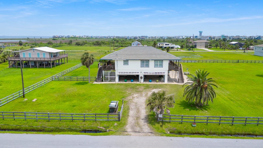 Property photo for 3919 2nd Street, Galveston, TX