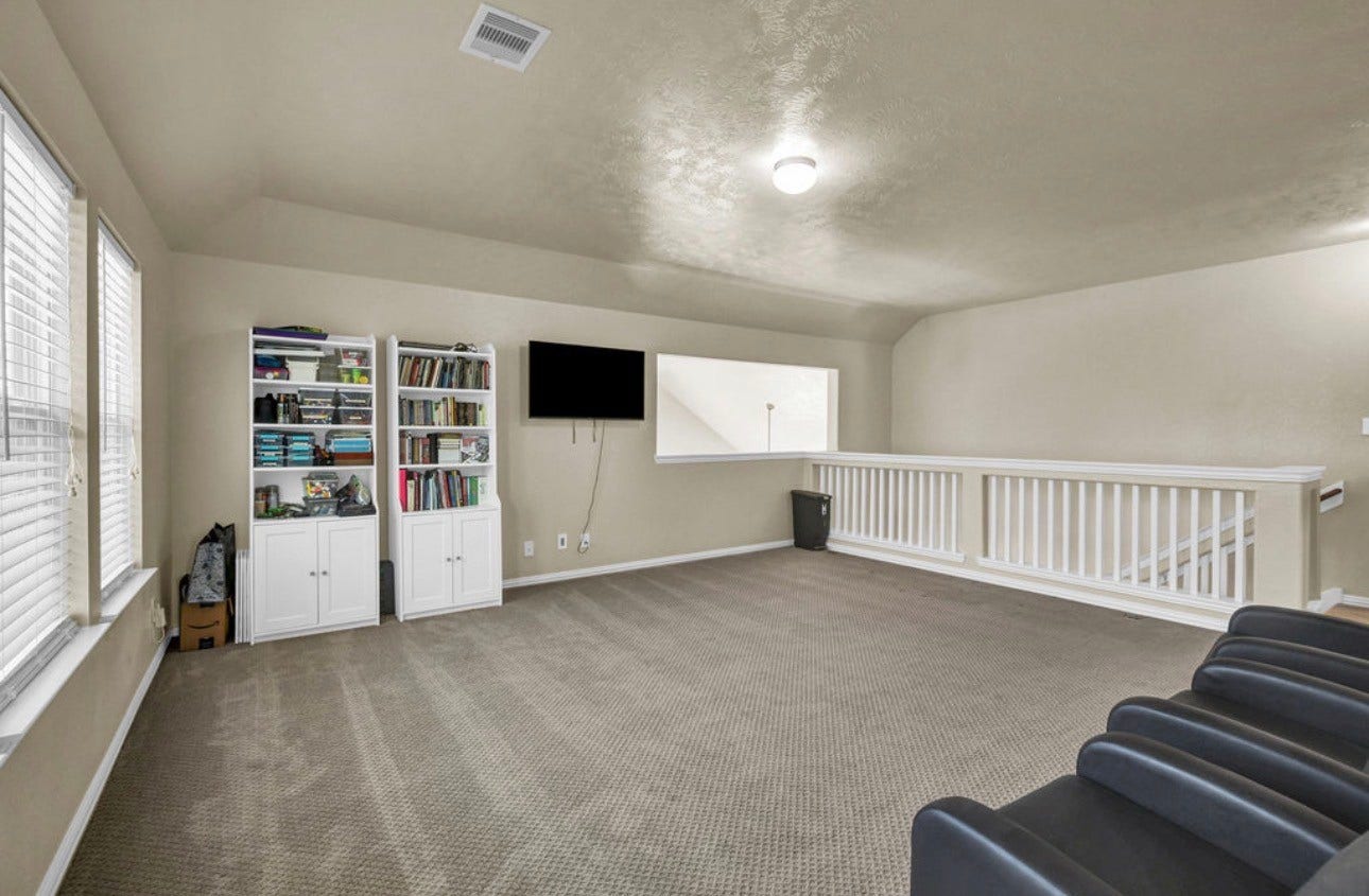 203 Canvasback Drive, Clute, TX 77531