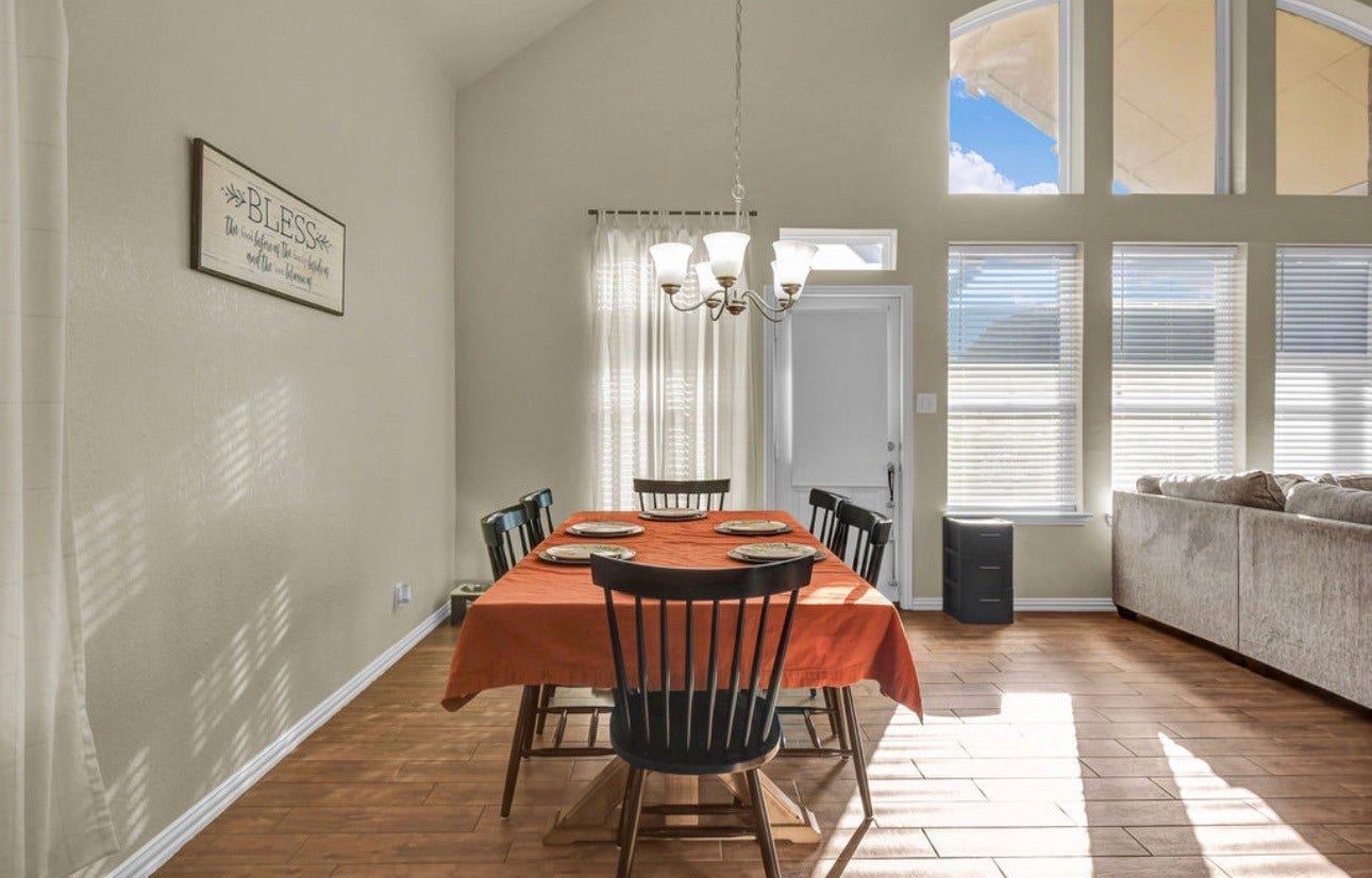 203 Canvasback Drive, Clute, TX 77531