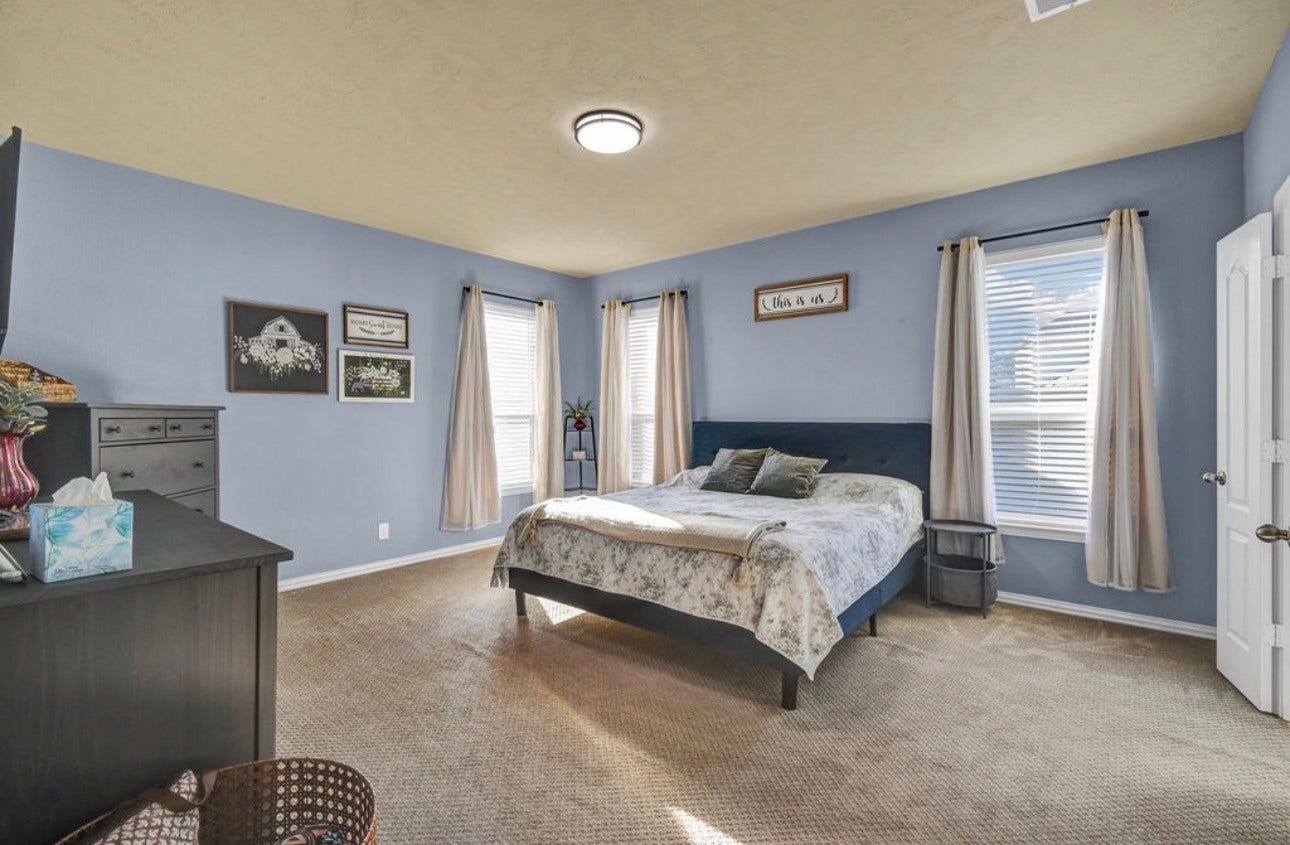 203 Canvasback Drive, Clute, TX 77531