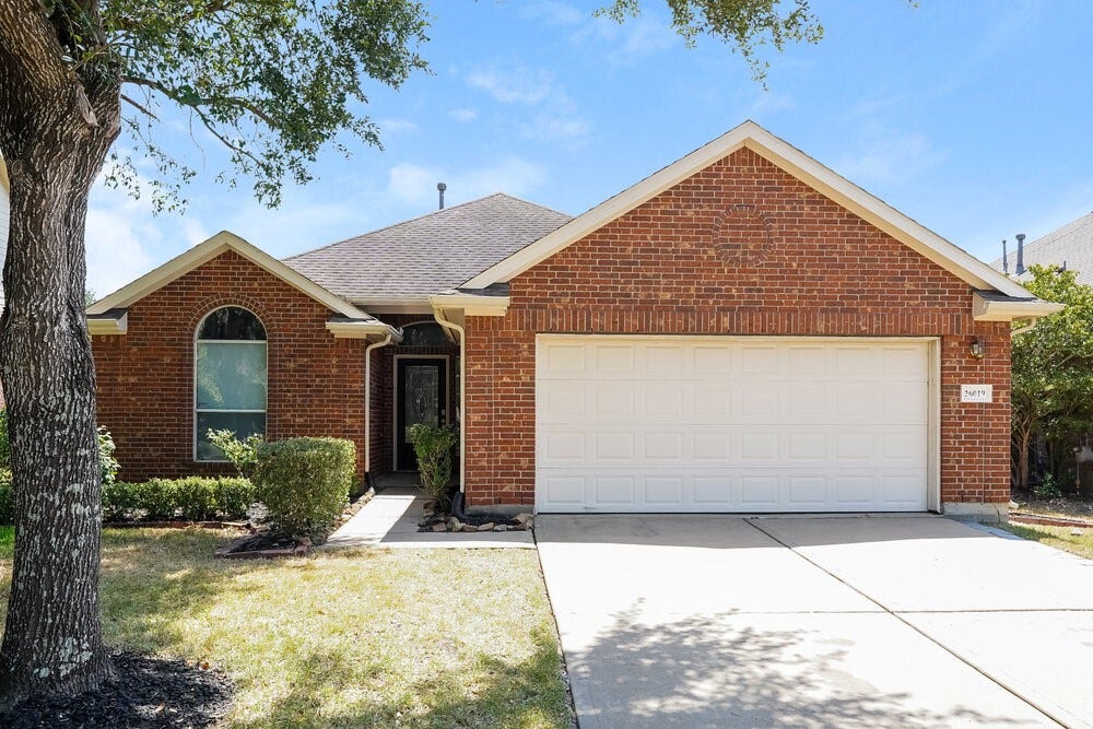 26019 Chapman Falls Drive, Richmond, TX 77406