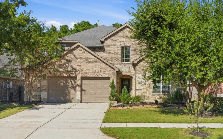 Property photo for 8215 Horsetail Court, Conroe, TX