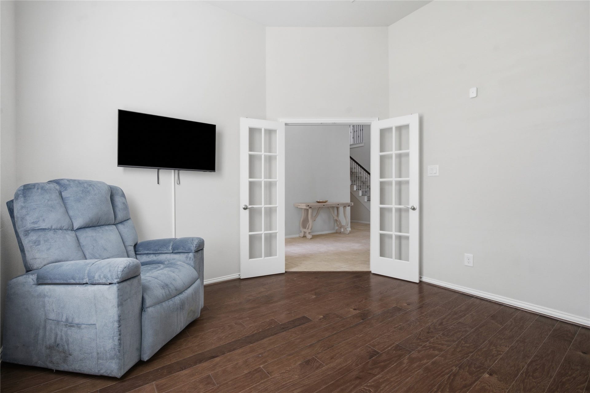 8215 Horsetail Court, Conroe, TX 77385 8215 Horsetail Court, Conroe, TX 77385
