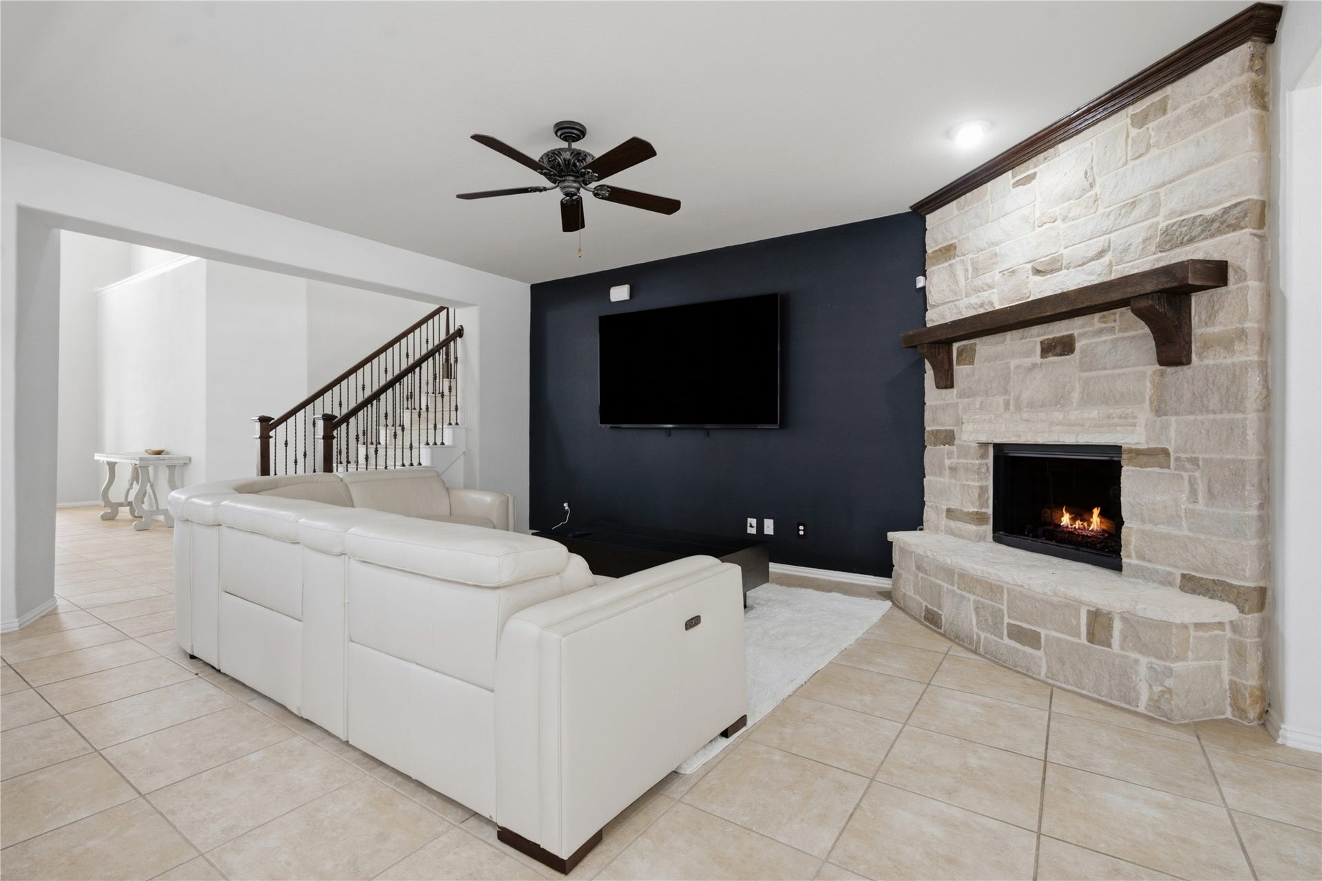 8215 Horsetail Court, Conroe, TX 77385 8215 Horsetail Court, Conroe, TX 77385