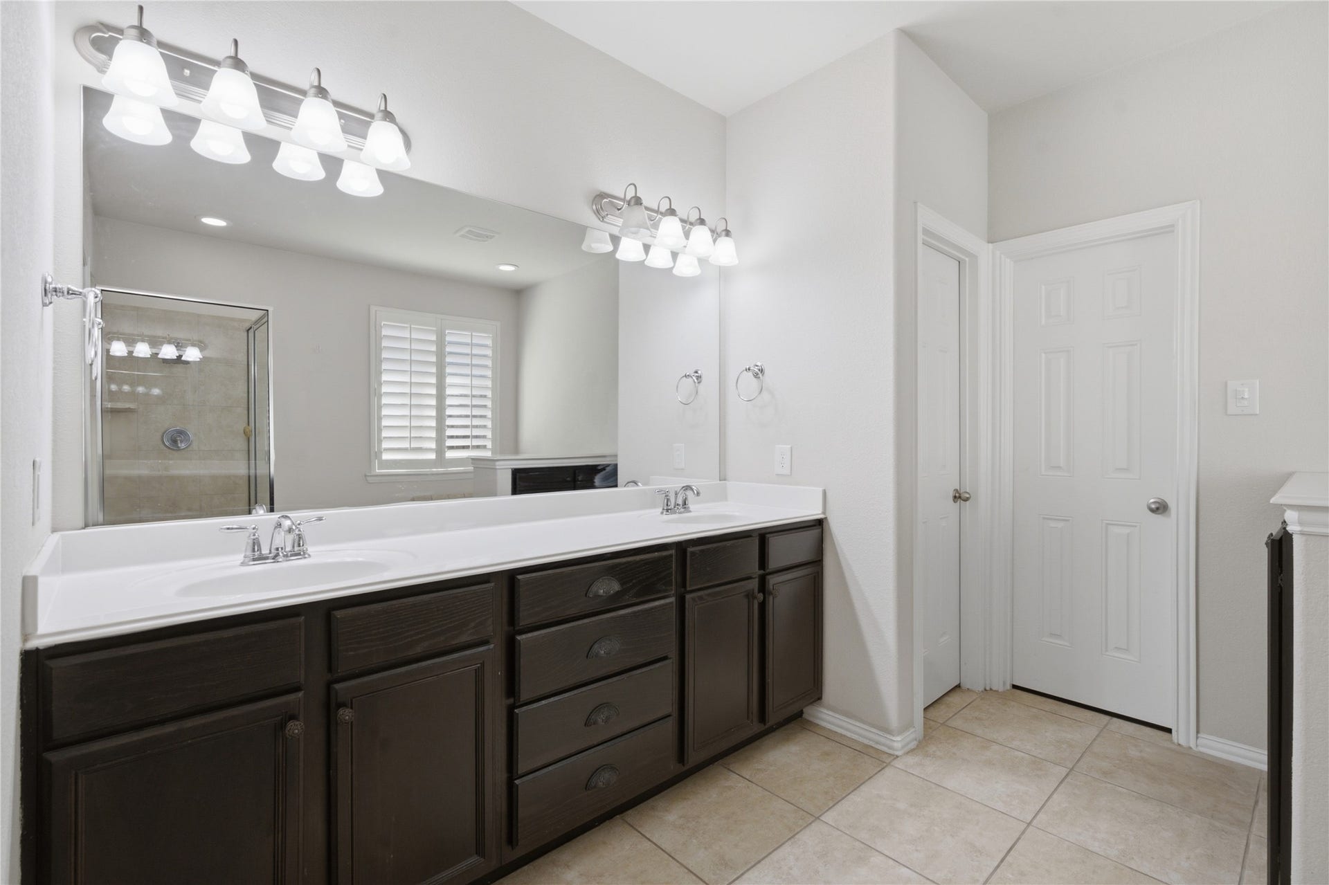 8215 Horsetail Court, Conroe, TX 77385 8215 Horsetail Court, Conroe, TX 77385