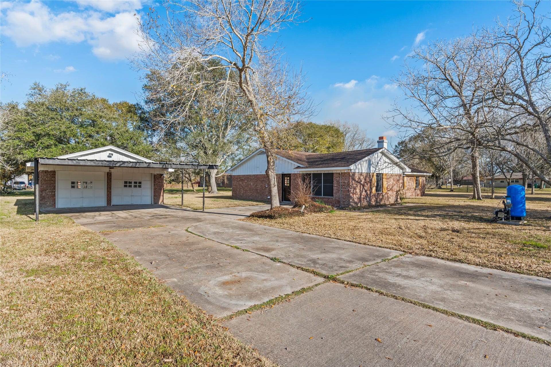 15903 Hickory Bend Drive, Alvin, TX 77511