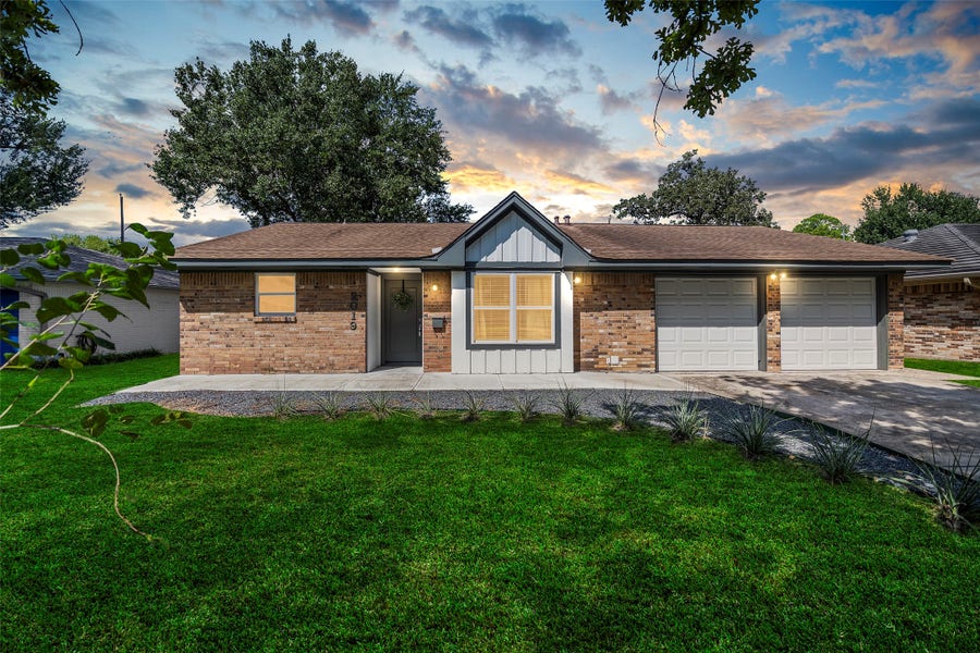 Property photo for 2019 Spillers Lane, Houston, TX