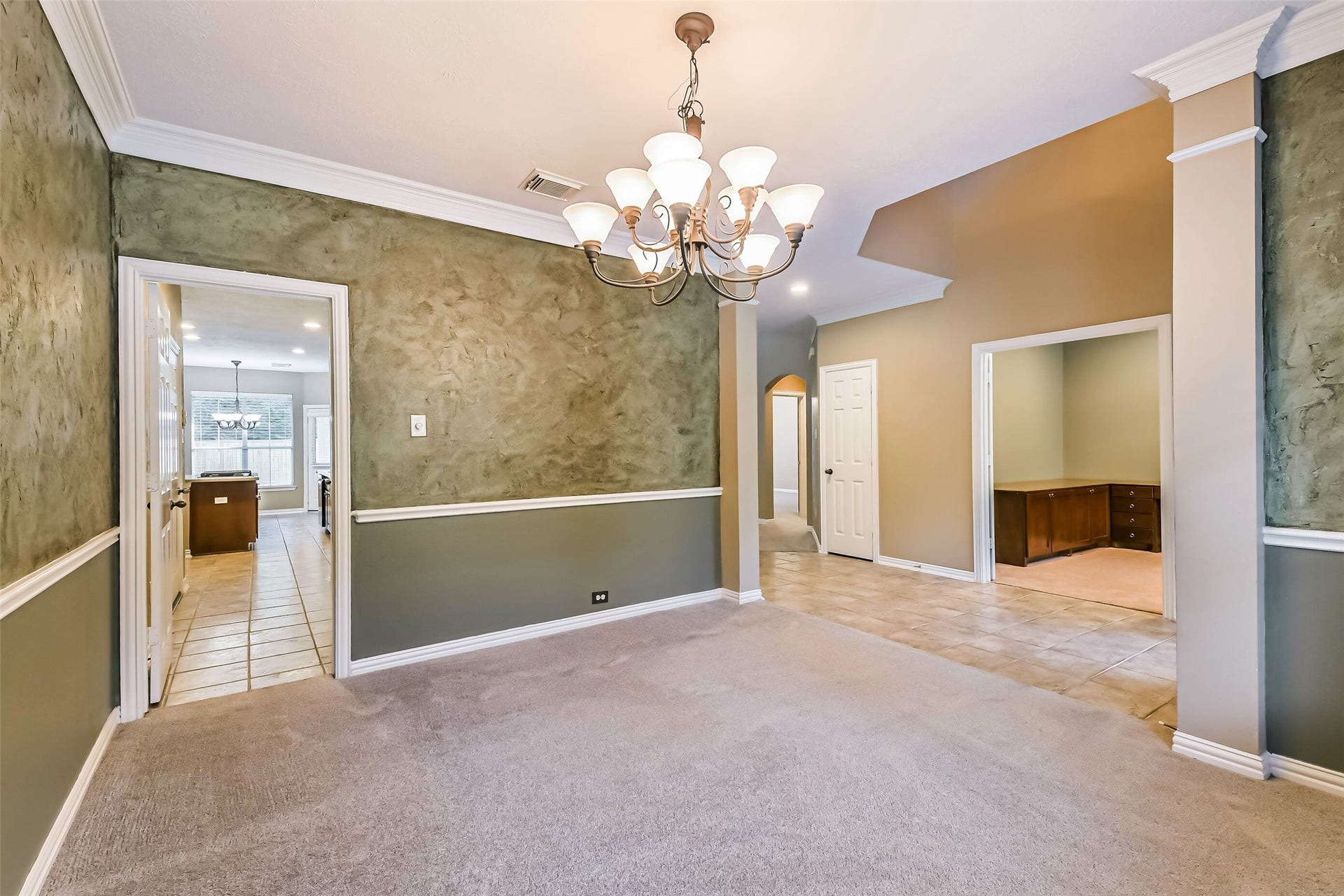 15 Filigree Pines Place, The Woodlands, TX 77382 15 Filigree Pines Place, The Woodlands, TX 77382