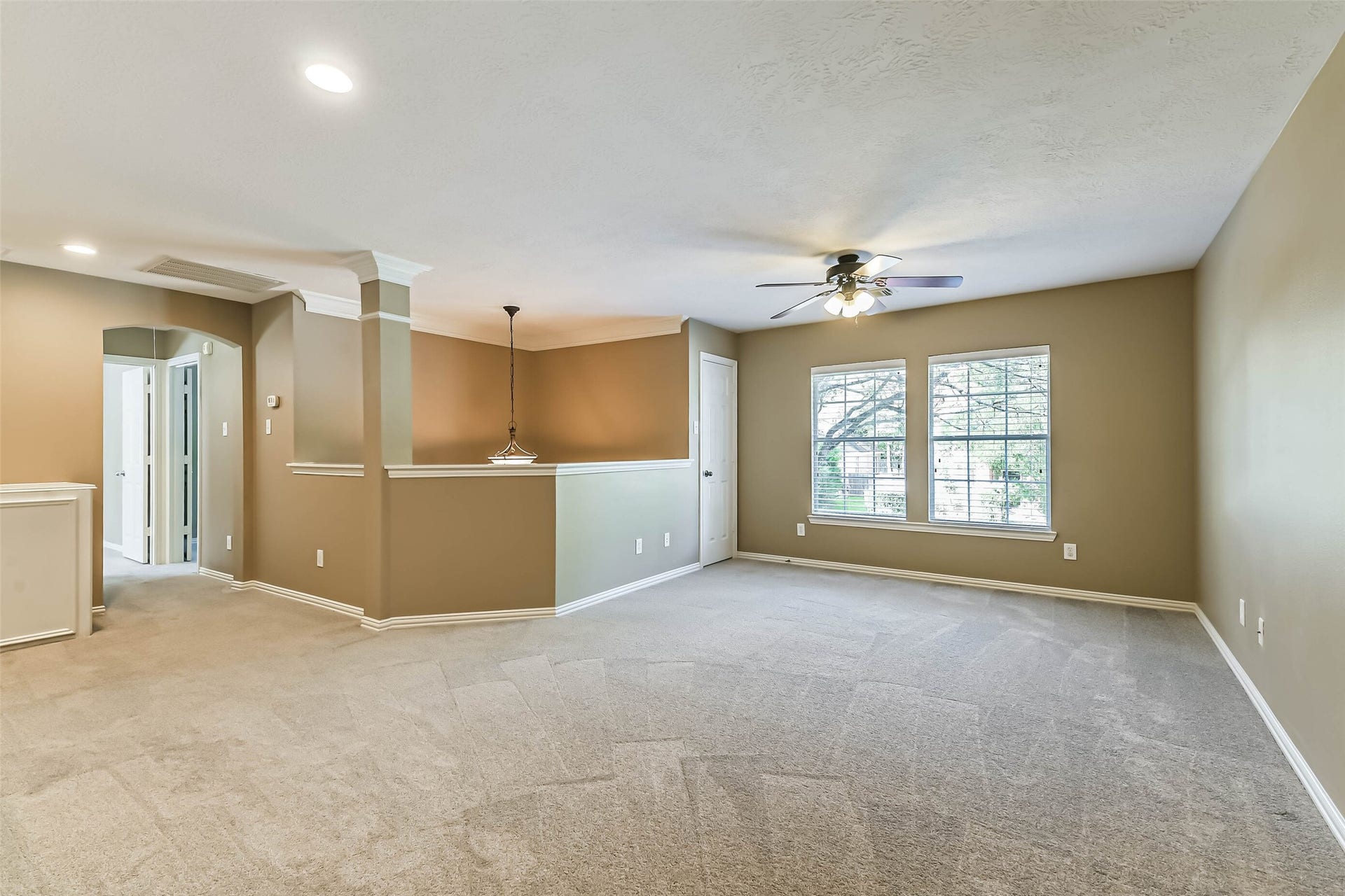 15 Filigree Pines Place, The Woodlands, TX 77382 15 Filigree Pines Place, The Woodlands, TX 77382