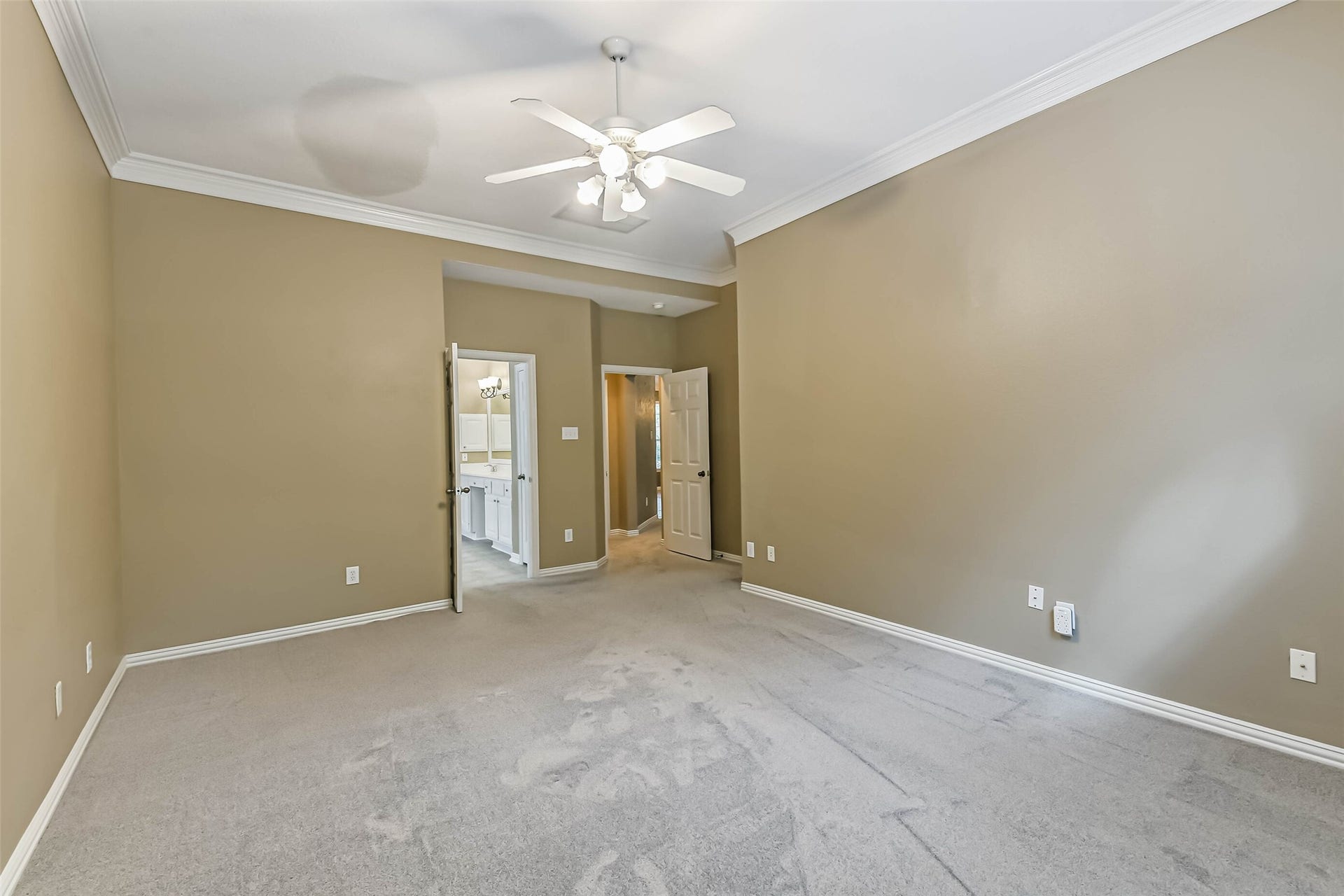15 Filigree Pines Place, The Woodlands, TX 77382 15 Filigree Pines Place, The Woodlands, TX 77382