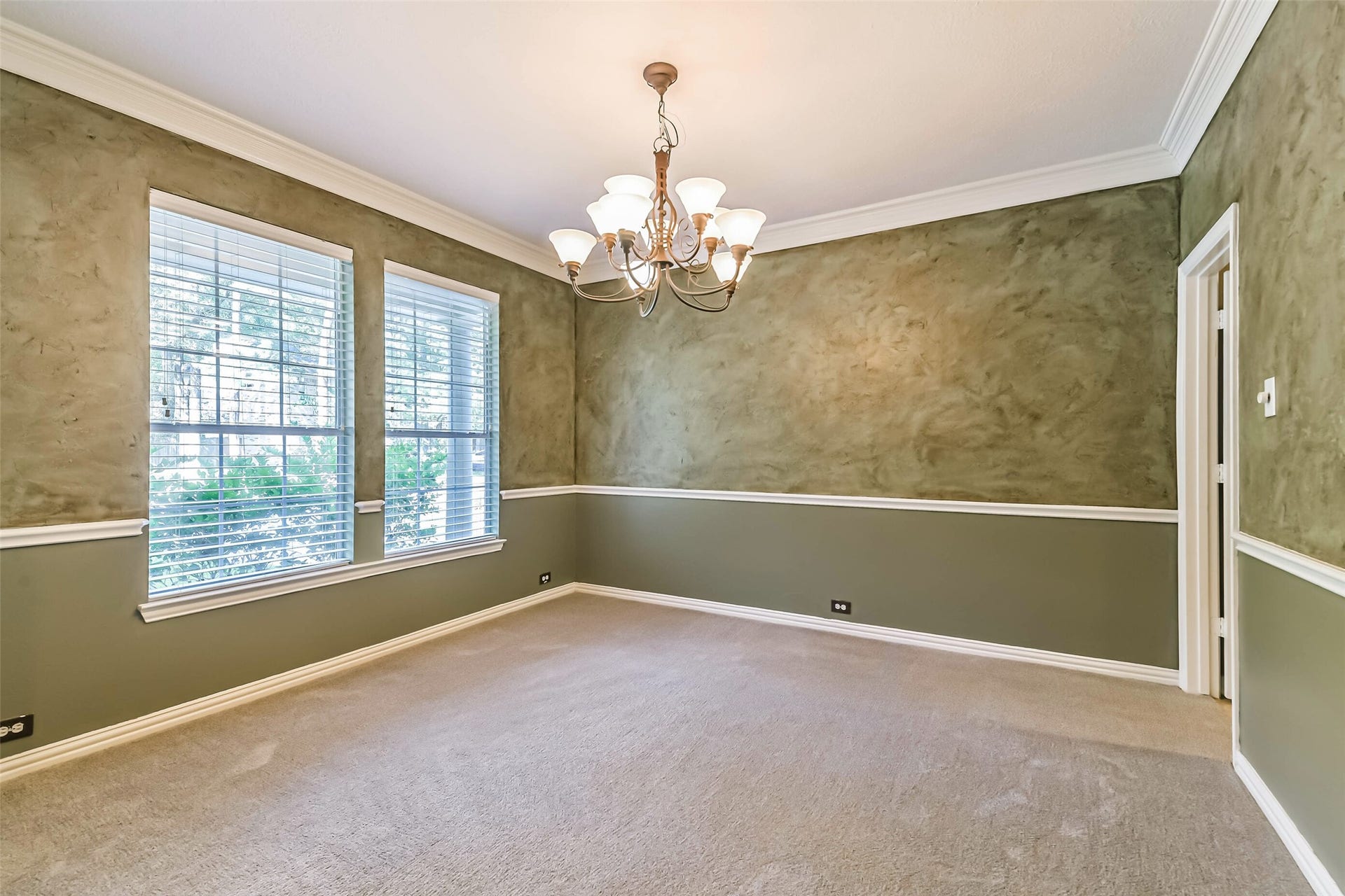 15 Filigree Pines Place, The Woodlands, TX 77382 15 Filigree Pines Place, The Woodlands, TX 77382
