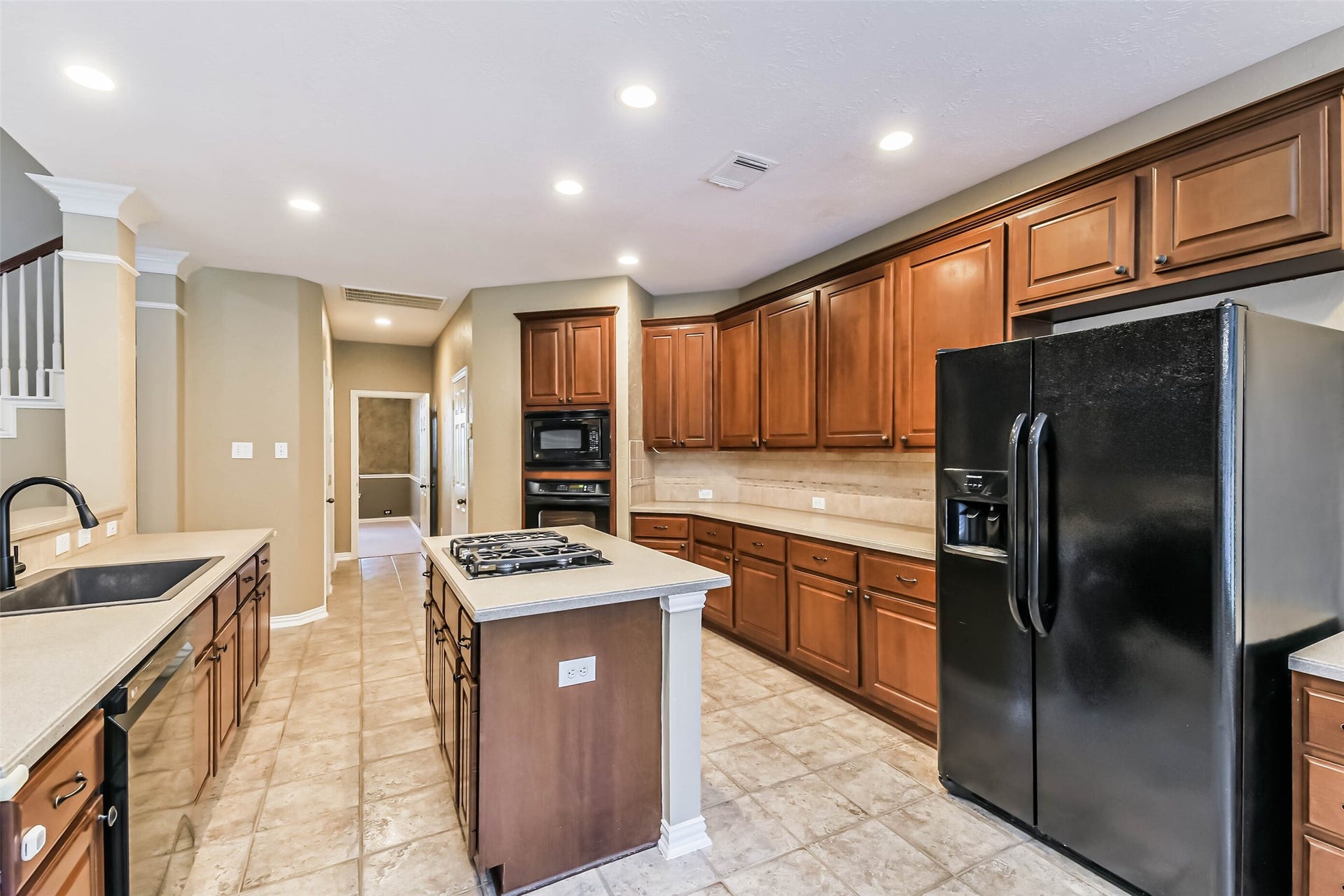 15 Filigree Pines Place, The Woodlands, TX 77382 15 Filigree Pines Place, The Woodlands, TX 77382