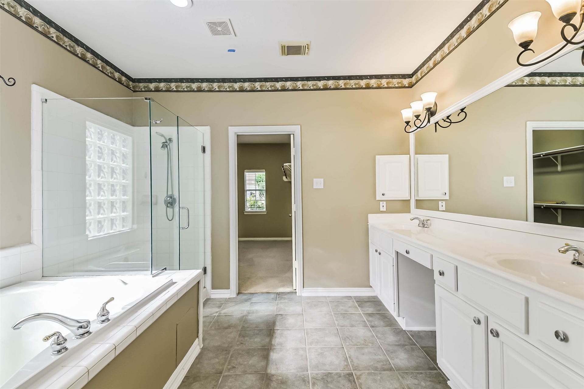 15 Filigree Pines Place, The Woodlands, TX 77382 15 Filigree Pines Place, The Woodlands, TX 77382