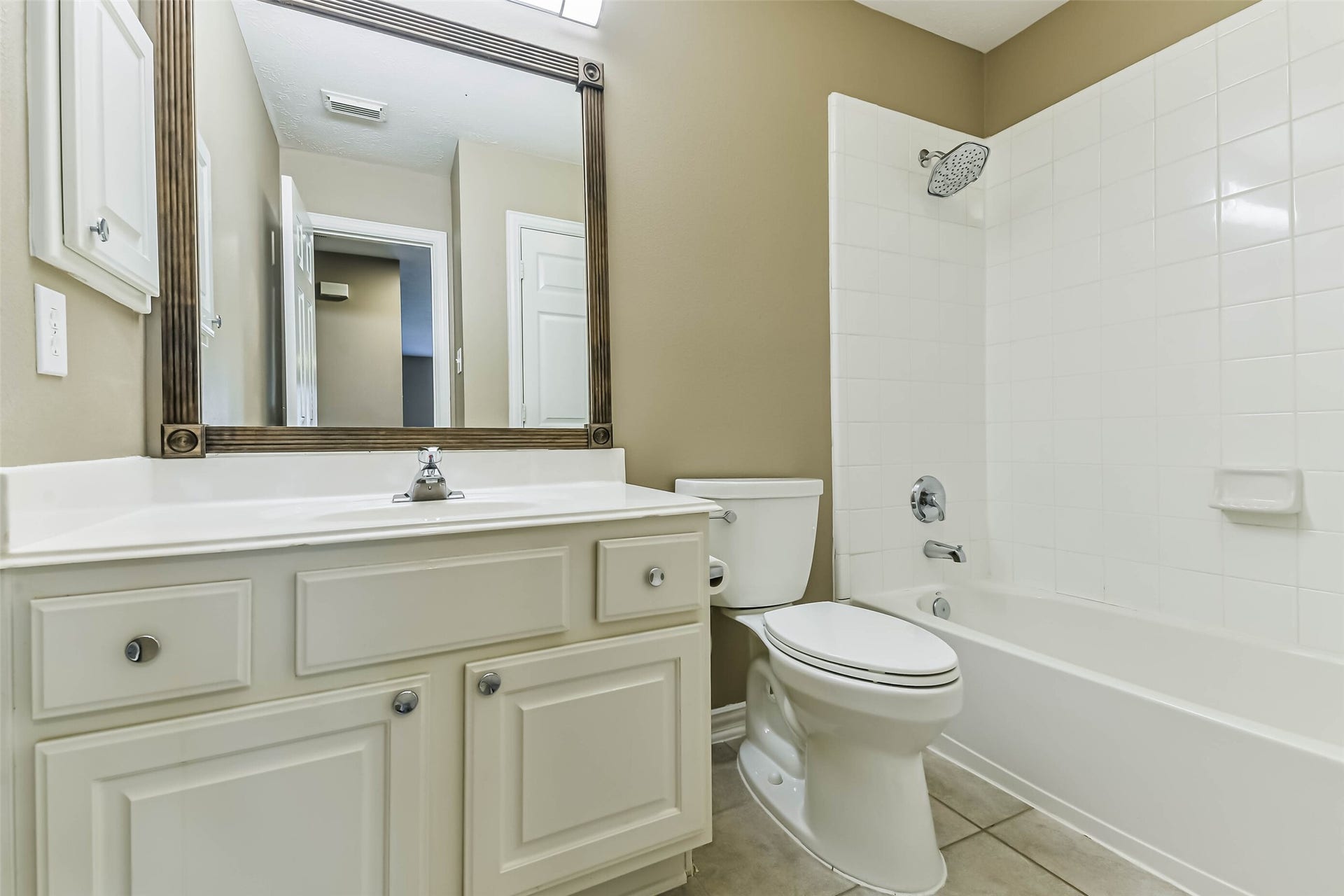 15 Filigree Pines Place, The Woodlands, TX 77382 15 Filigree Pines Place, The Woodlands, TX 77382
