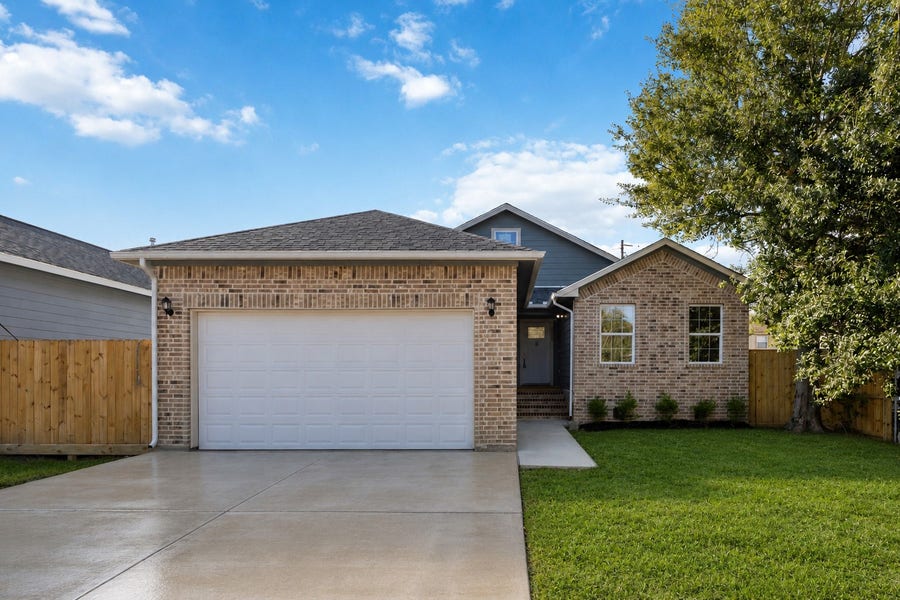 Property photo for 3205 Nebraska Street, Baytown, TX