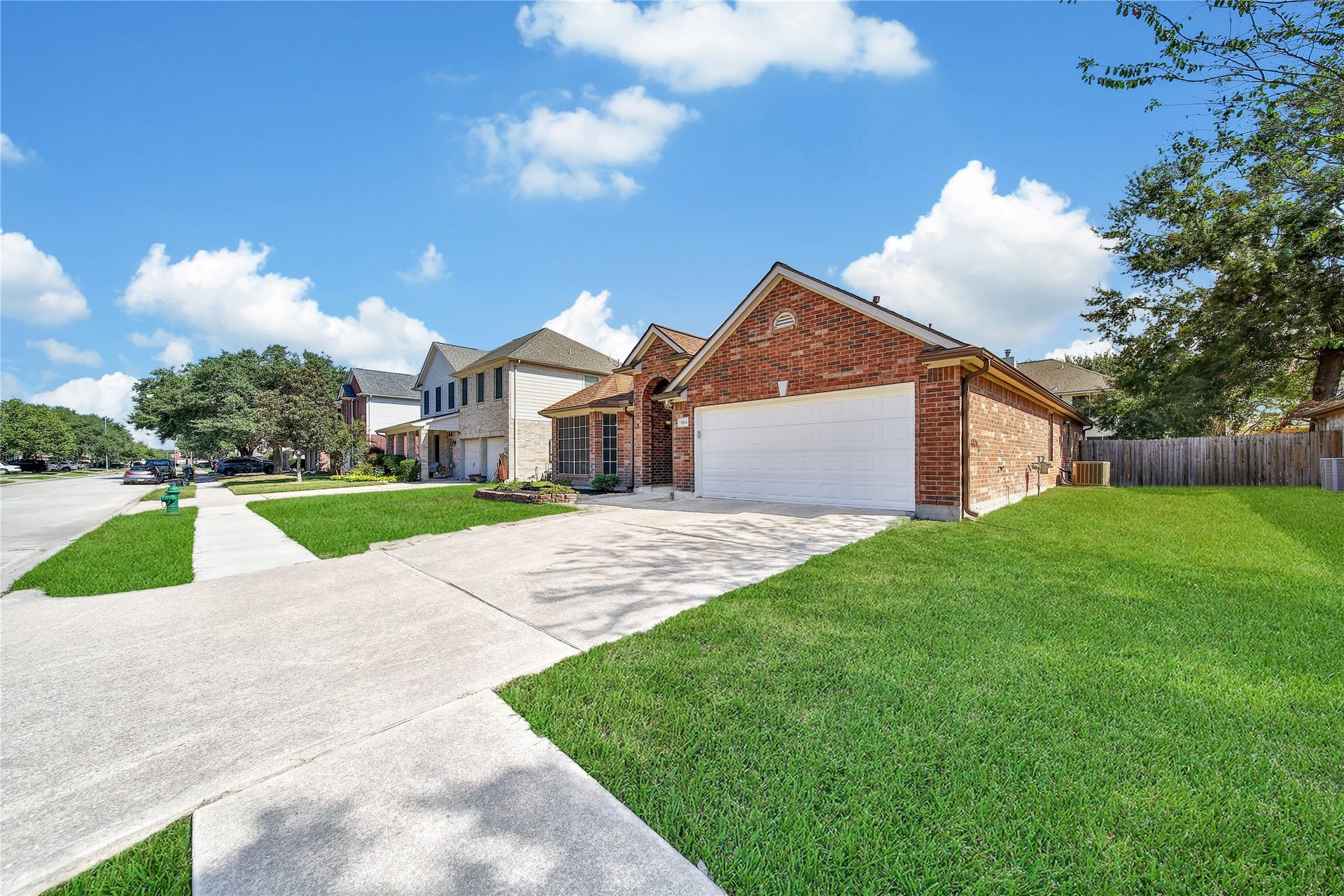 18614 Woodbreeze Drive, Humble, TX 77346 18614 Woodbreeze Drive, Humble, TX 77346