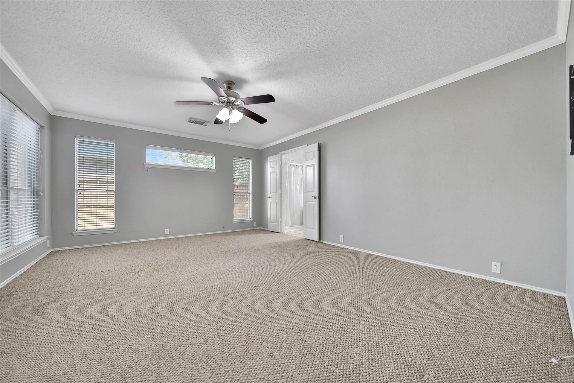 18614 Woodbreeze Drive, Humble, TX 77346 18614 Woodbreeze Drive, Humble, TX 77346