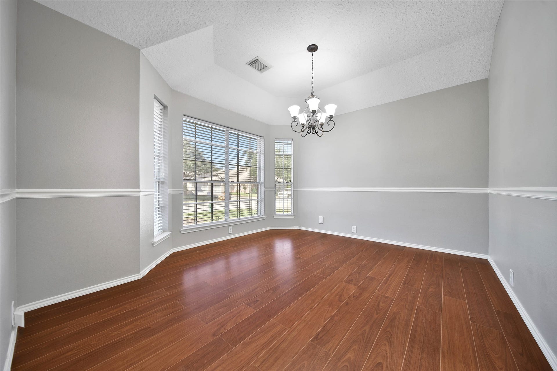 18614 Woodbreeze Drive, Humble, TX 77346 18614 Woodbreeze Drive, Humble, TX 77346