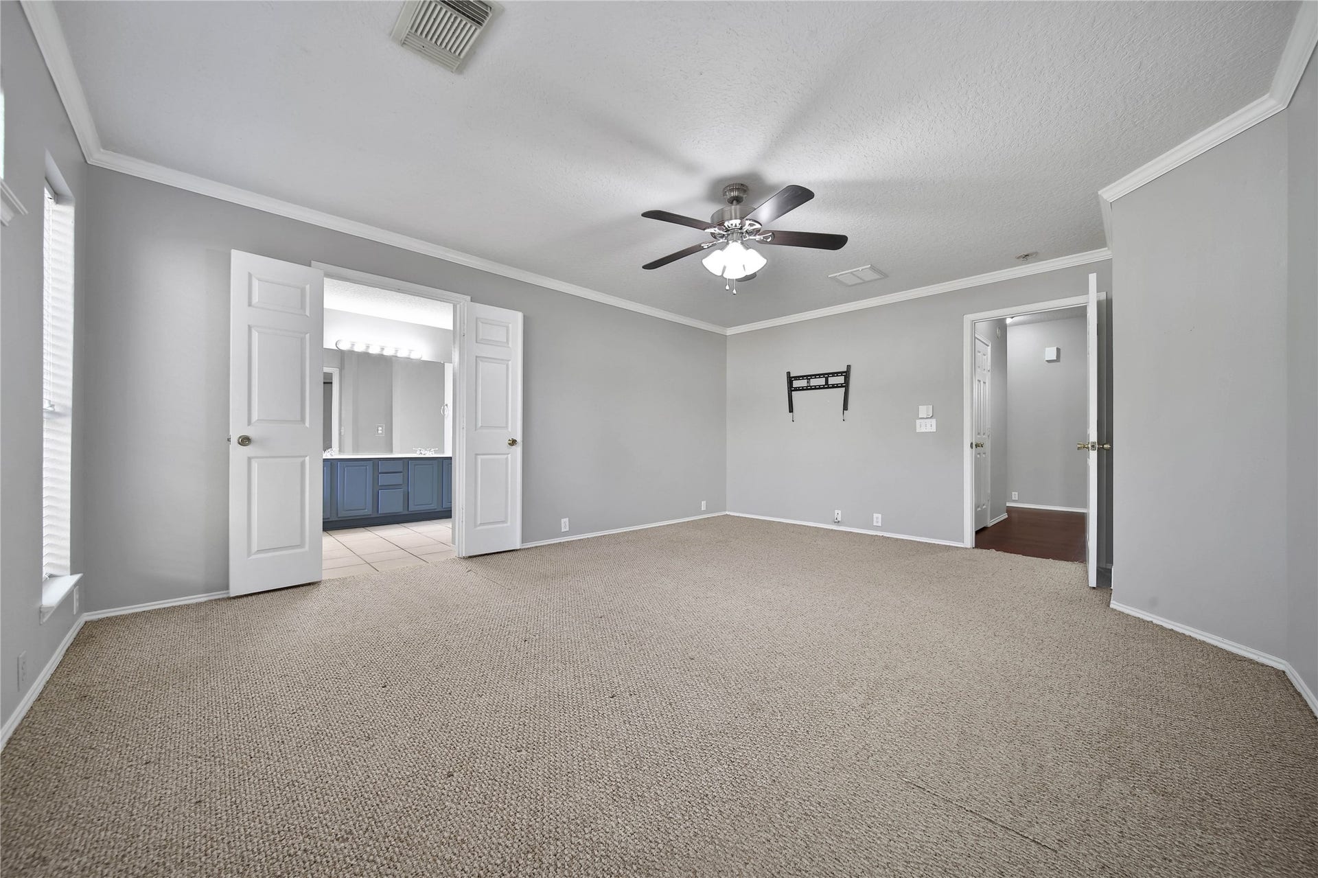 18614 Woodbreeze Drive, Humble, TX 77346 18614 Woodbreeze Drive, Humble, TX 77346