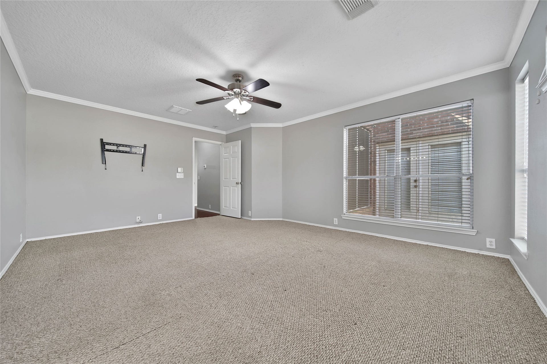 18614 Woodbreeze Drive, Humble, TX 77346 18614 Woodbreeze Drive, Humble, TX 77346