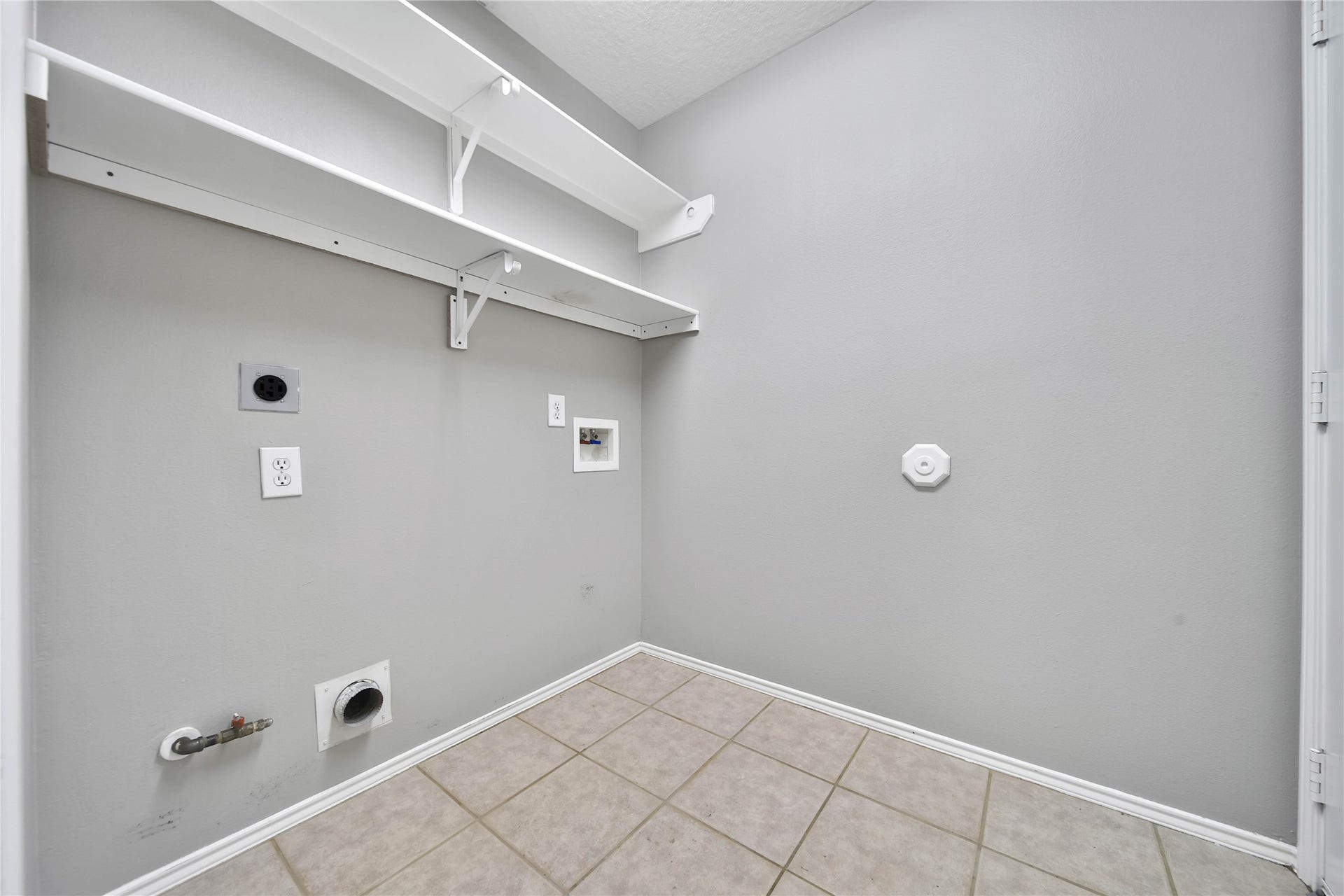18614 Woodbreeze Drive, Humble, TX 77346 18614 Woodbreeze Drive, Humble, TX 77346