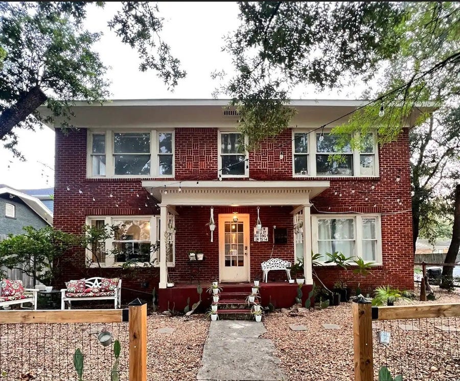 Property photo for 1302 W Bell Street, #2, Houston, TX