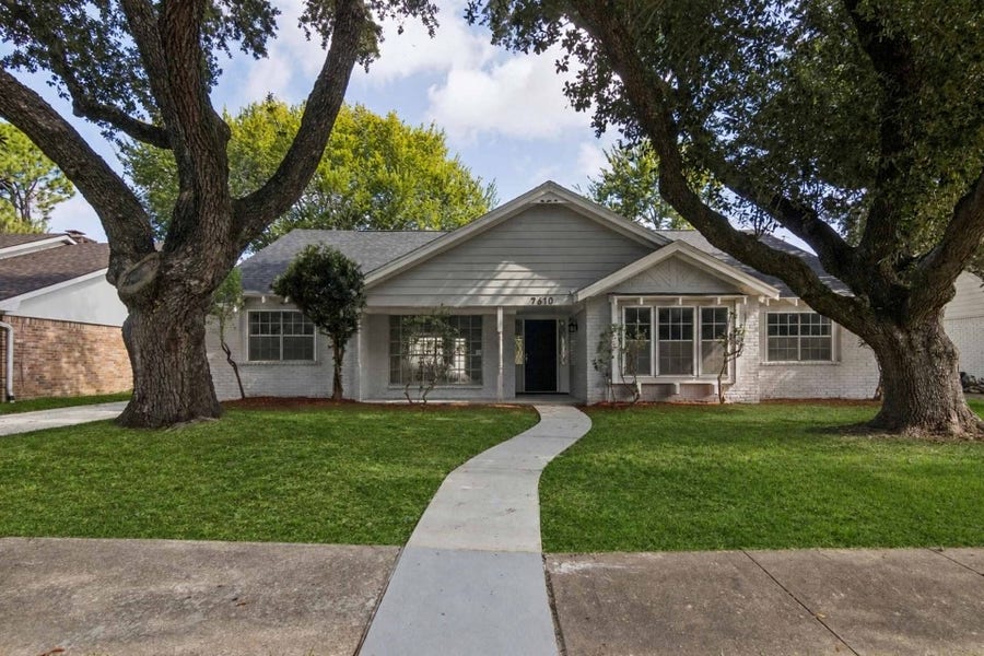 Property photo for 7610 Westwind Lane, Houston, TX