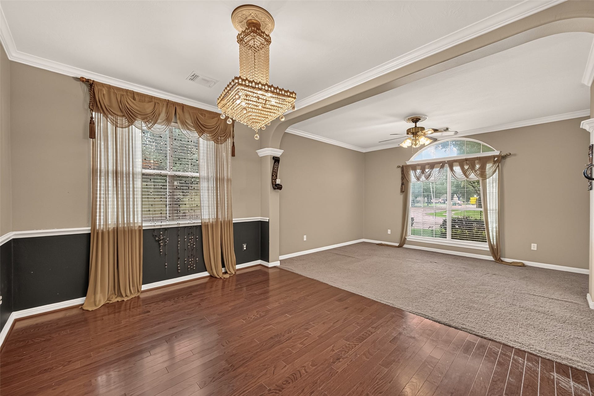 Formal Living & Dinning