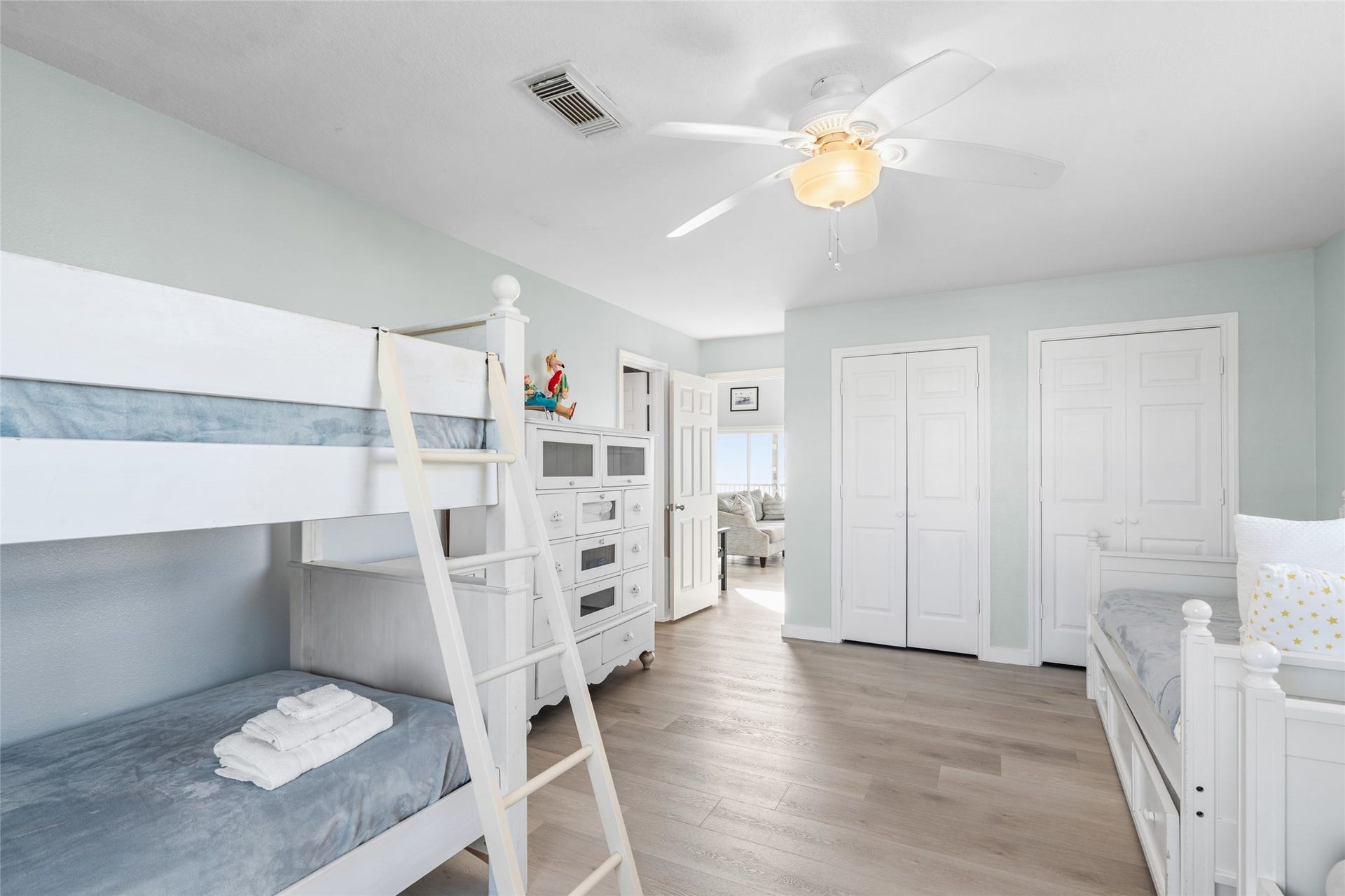 21631 Termini San Luis Pass Road, Galveston, TX 77554 Primary bedroom offers spacious closet space.