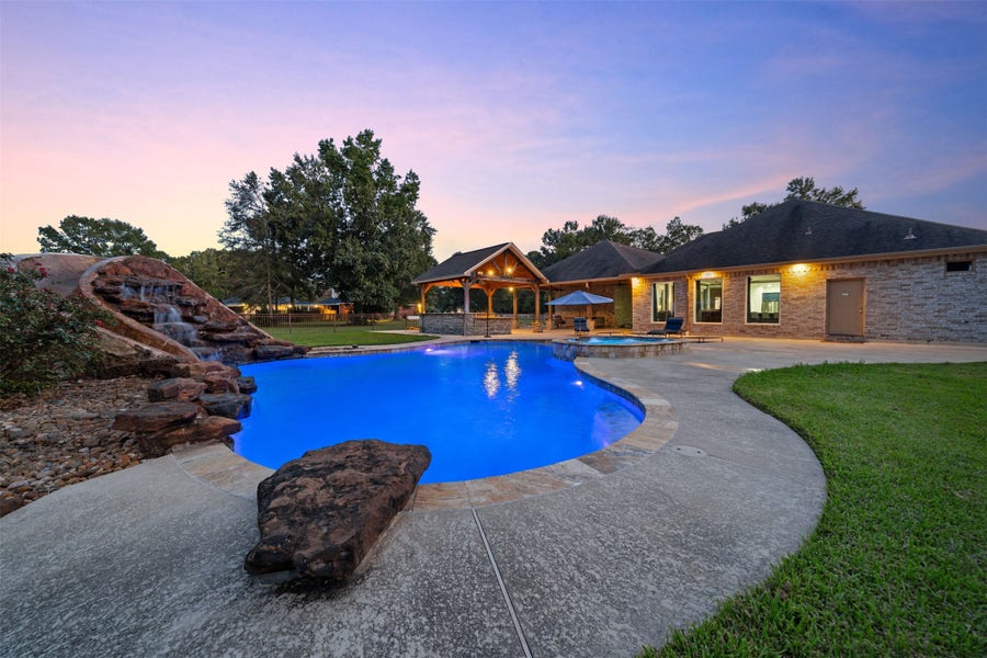 Property photo for 17397 Northcrest Circle, New Caney, TX