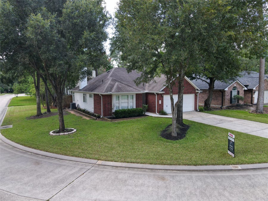 Property photo for 47 Hidden Meadow Drive, The Woodlands, TX