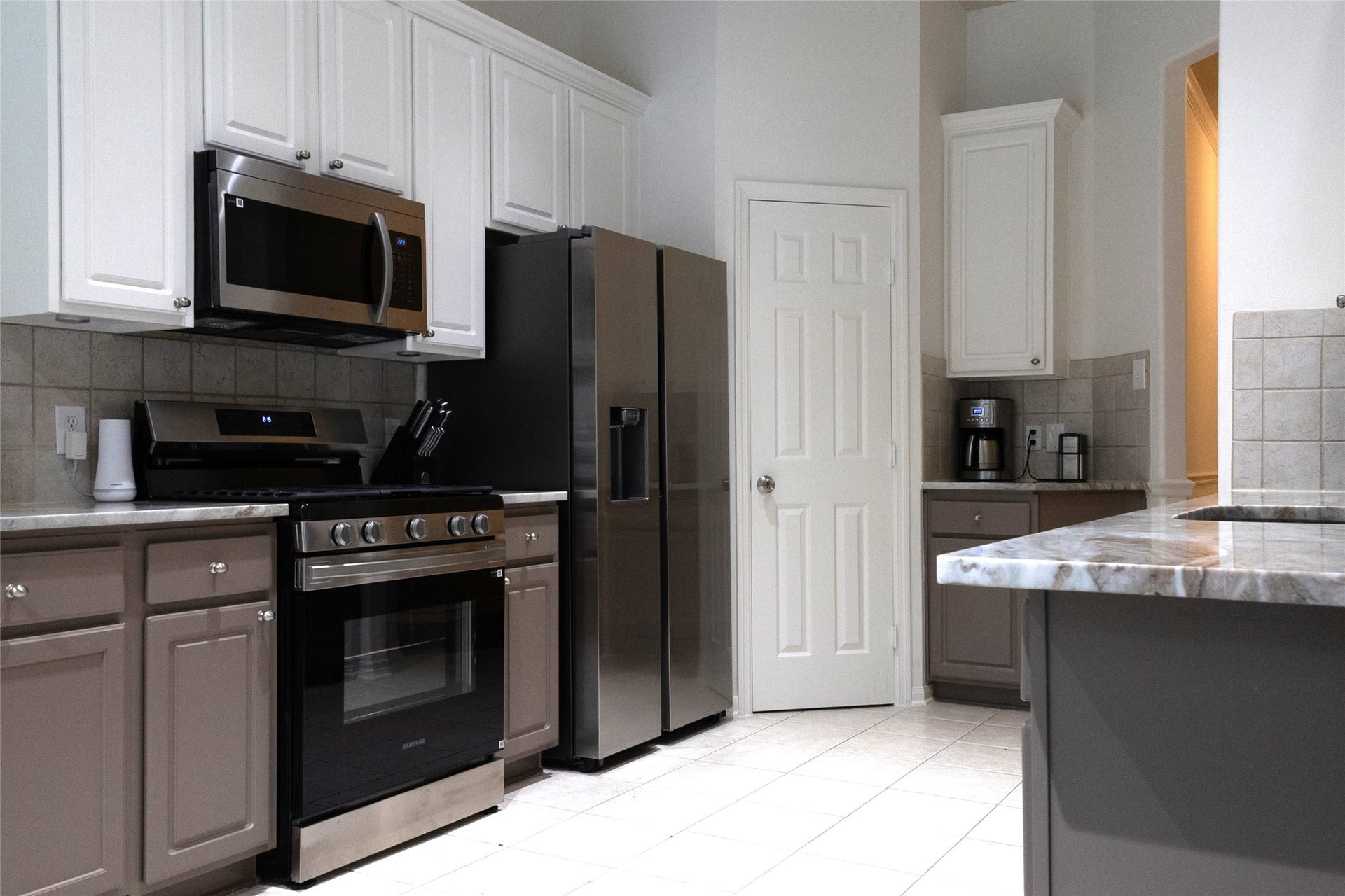 47 Hidden Meadow Drive, The Woodlands, TX 77382 47 Hidden Meadow Drive, The Woodlands, TX 77382