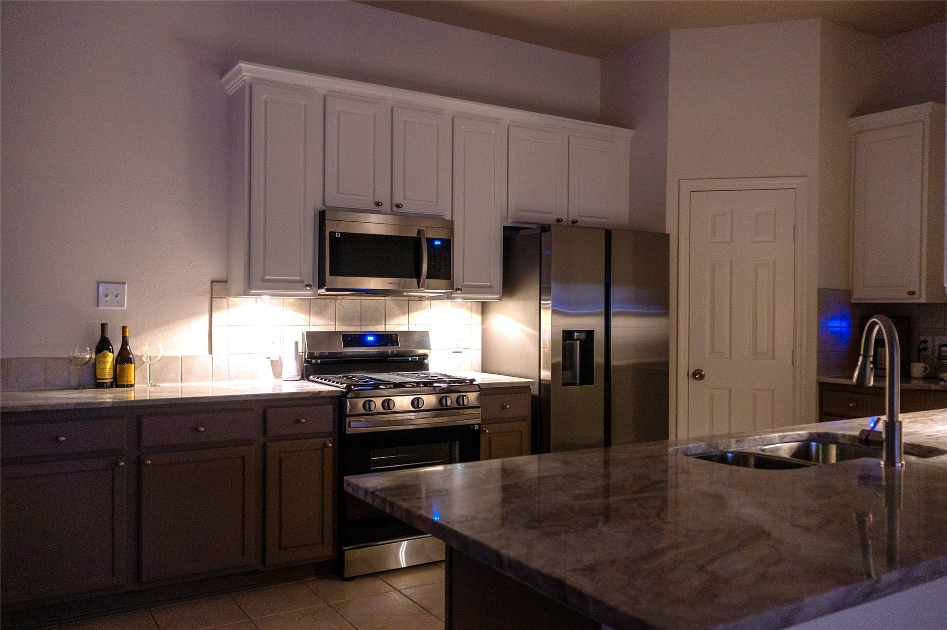 47 Hidden Meadow Drive, The Woodlands, TX 77382 47 Hidden Meadow Drive, The Woodlands, TX 77382