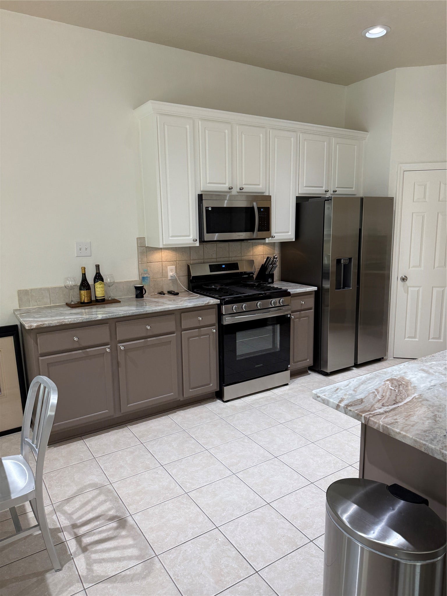 47 Hidden Meadow Drive, The Woodlands, TX 77382 47 Hidden Meadow Drive, The Woodlands, TX 77382