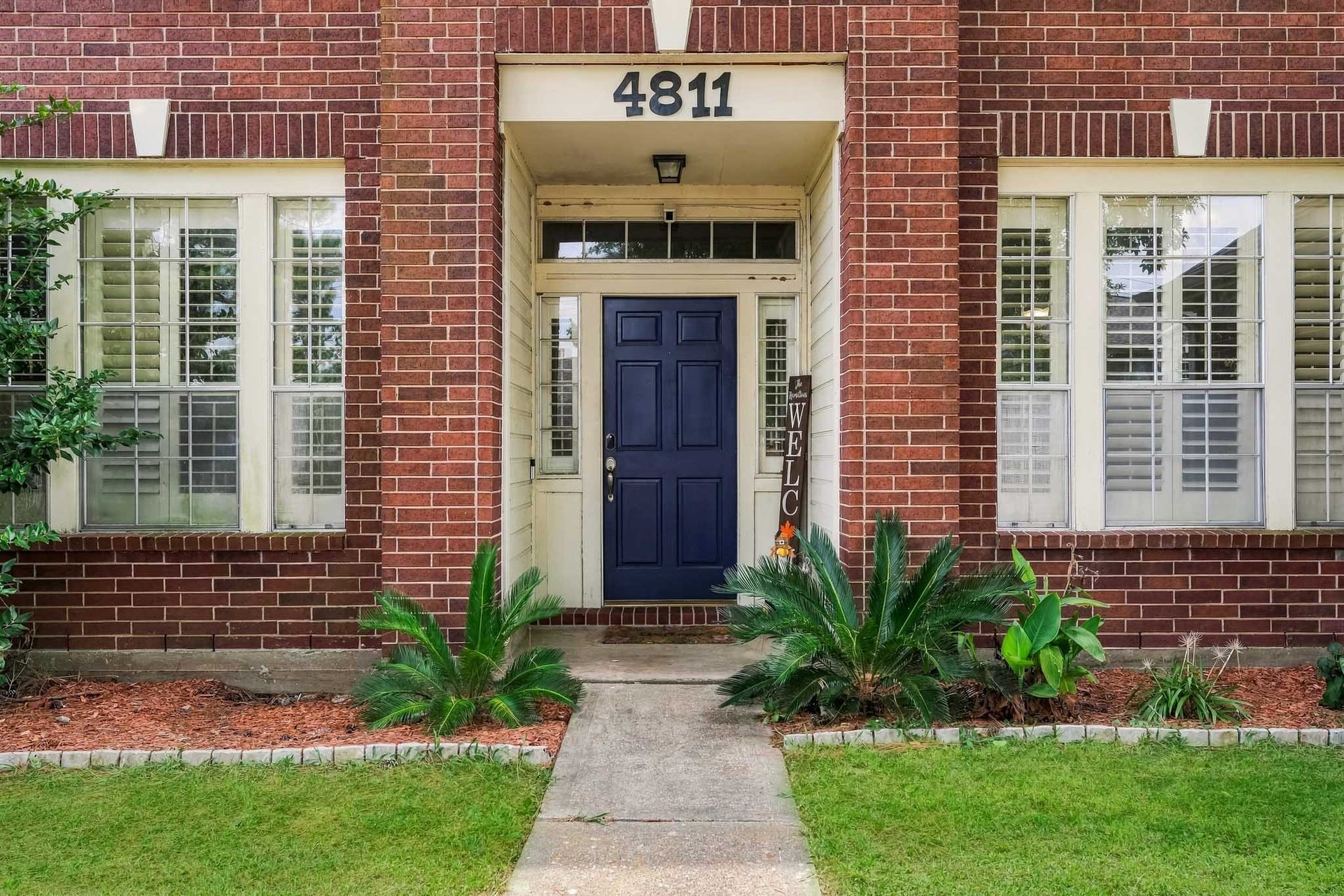 4811 Red Lantern Drive, Friendswood, TX 77546 4811 Red Lantern Drive, Friendswood, TX 77546