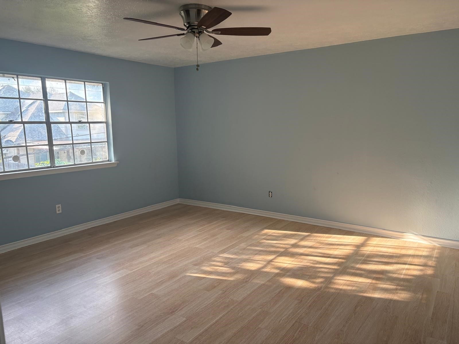 6326 S Briar Bayou Dr, Houston, TX 77072 6326 S Briar Bayou Dr, Houston, TX 77072