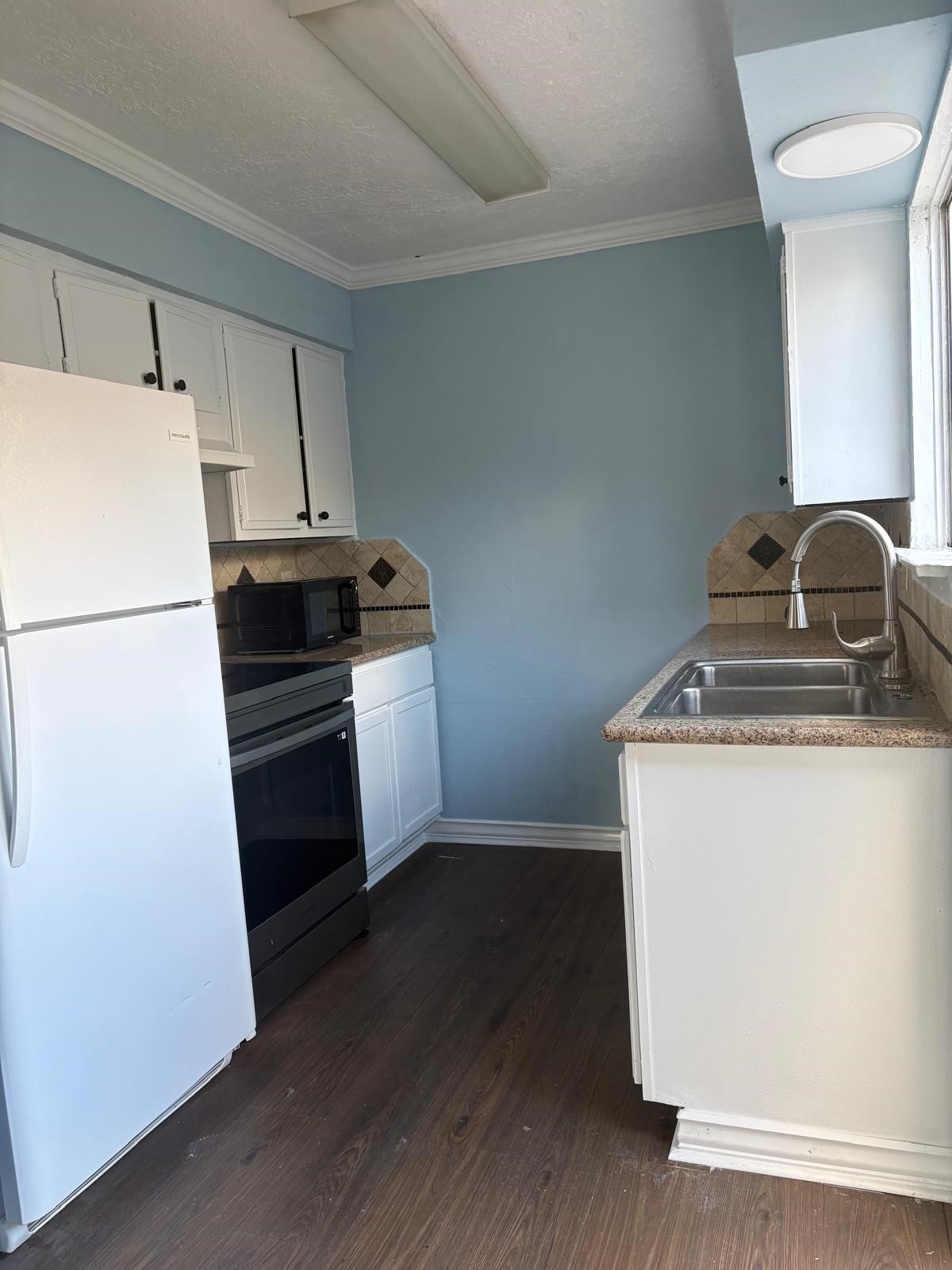 6326 S Briar Bayou Dr, Houston, TX 77072 6326 S Briar Bayou Dr, Houston, TX 77072